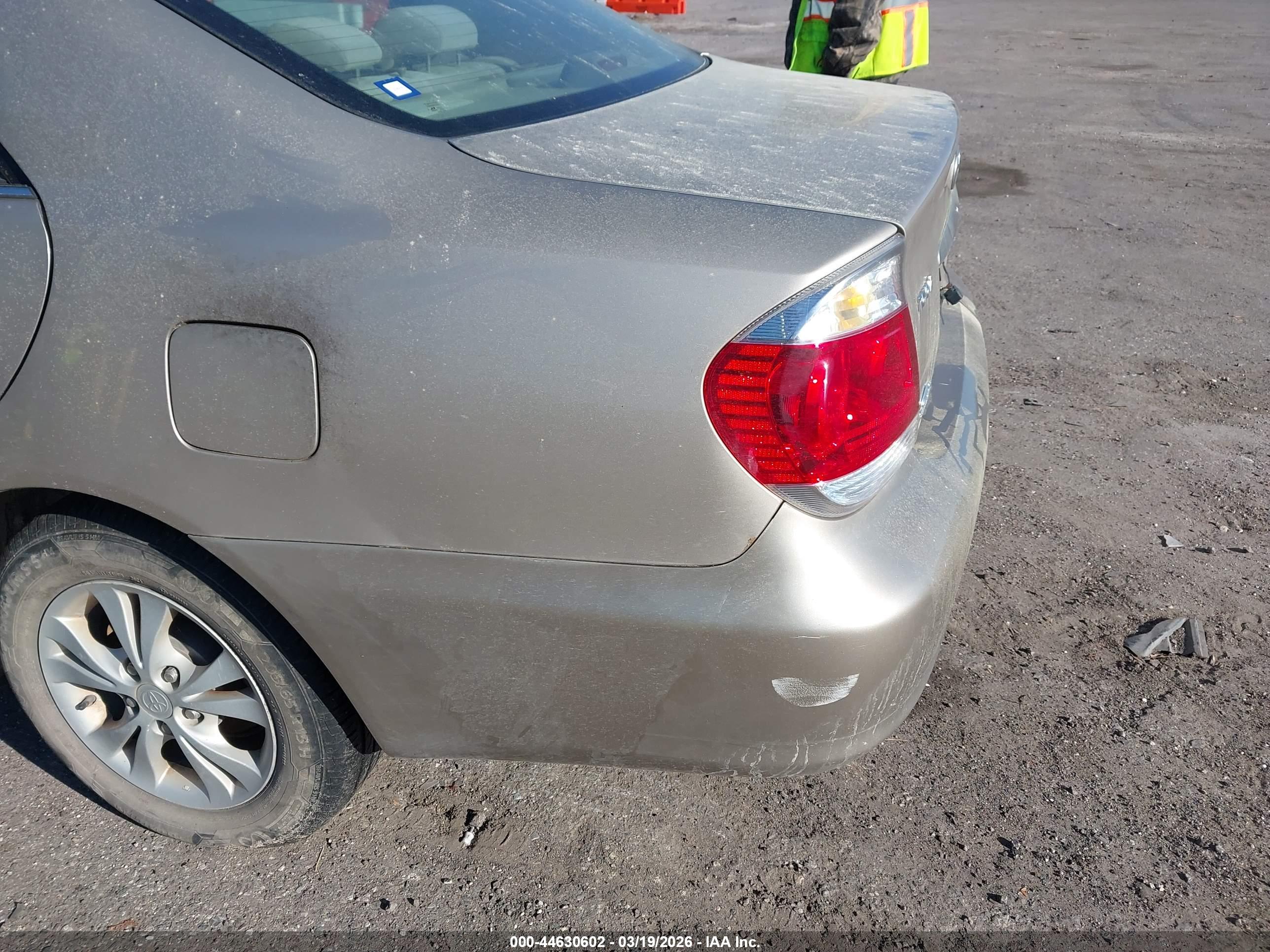 TOYOTA CAMRY image 6