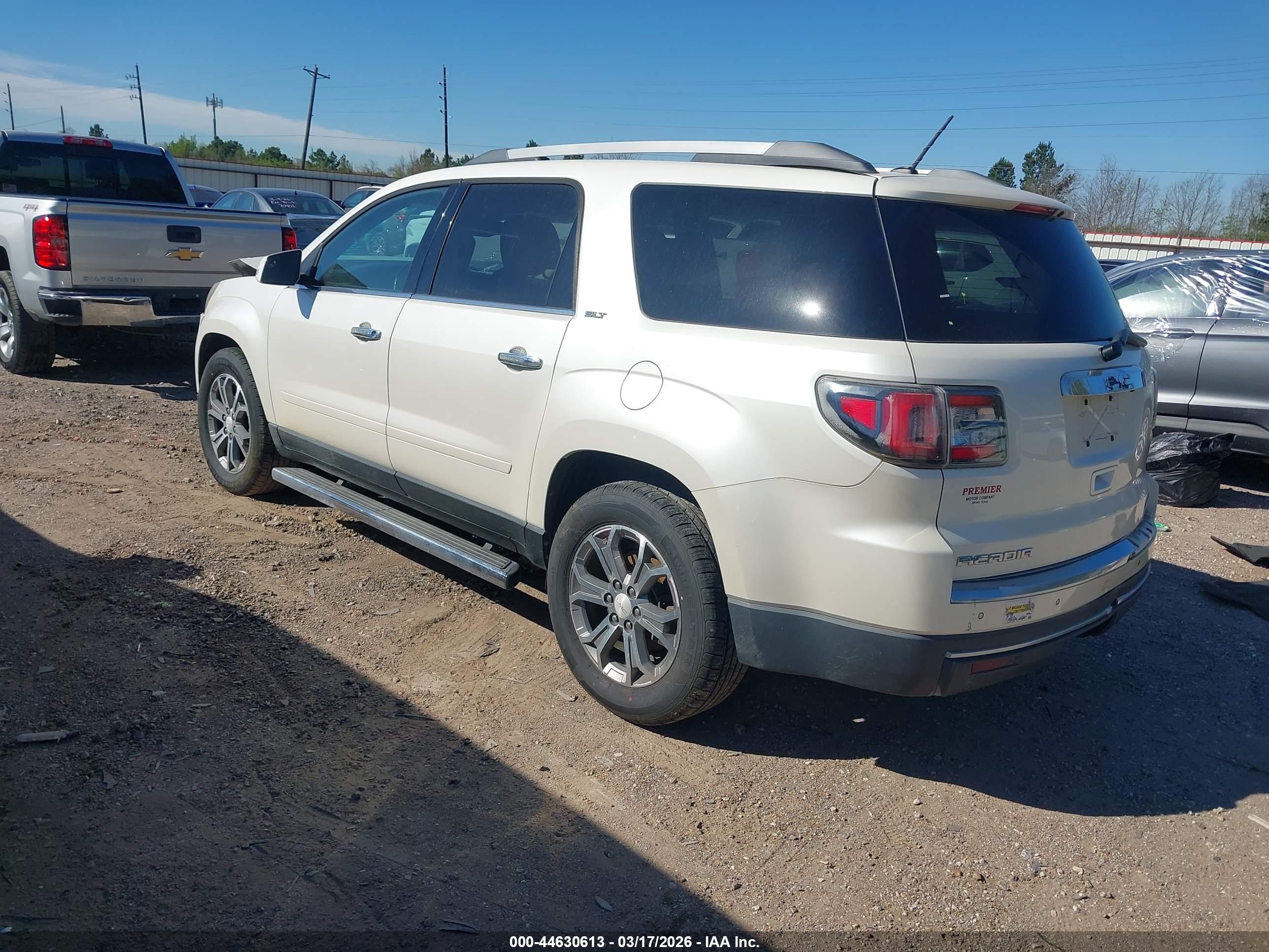 GMC ACADIA image 3