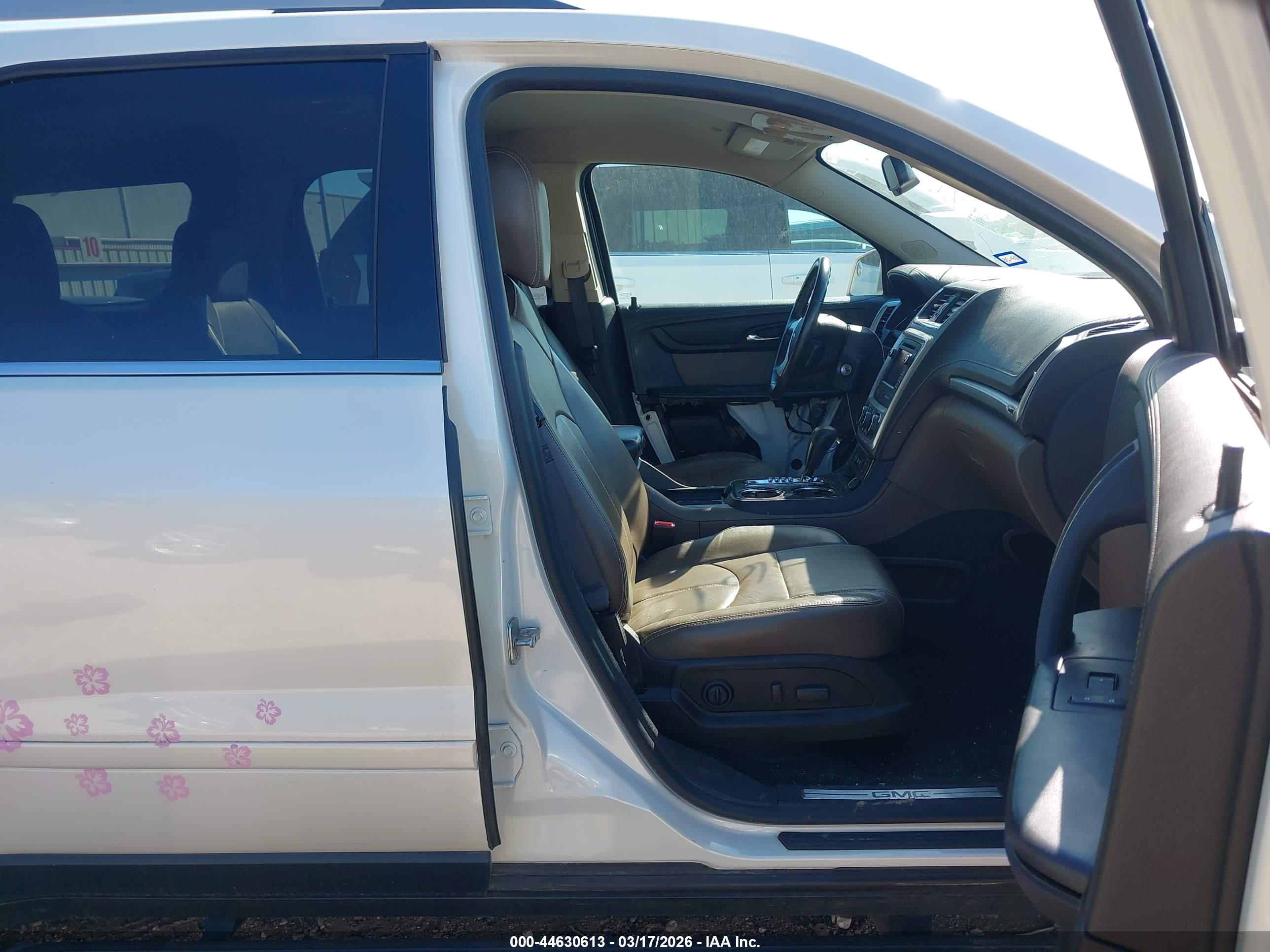 GMC ACADIA image 5