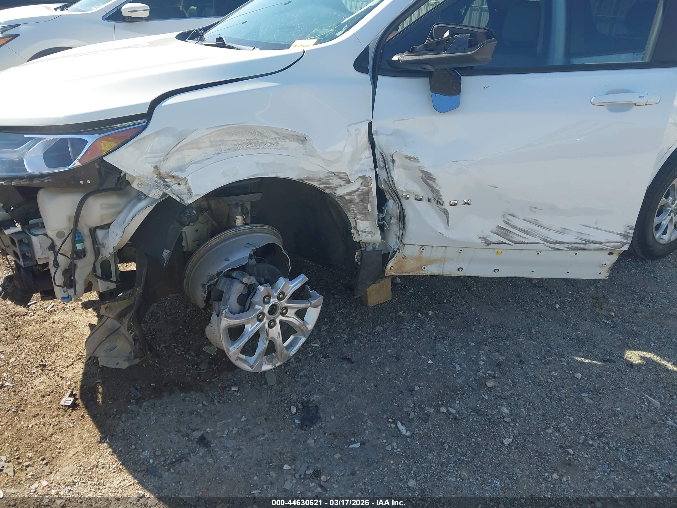 CHEVROLET EQUINOX image 6