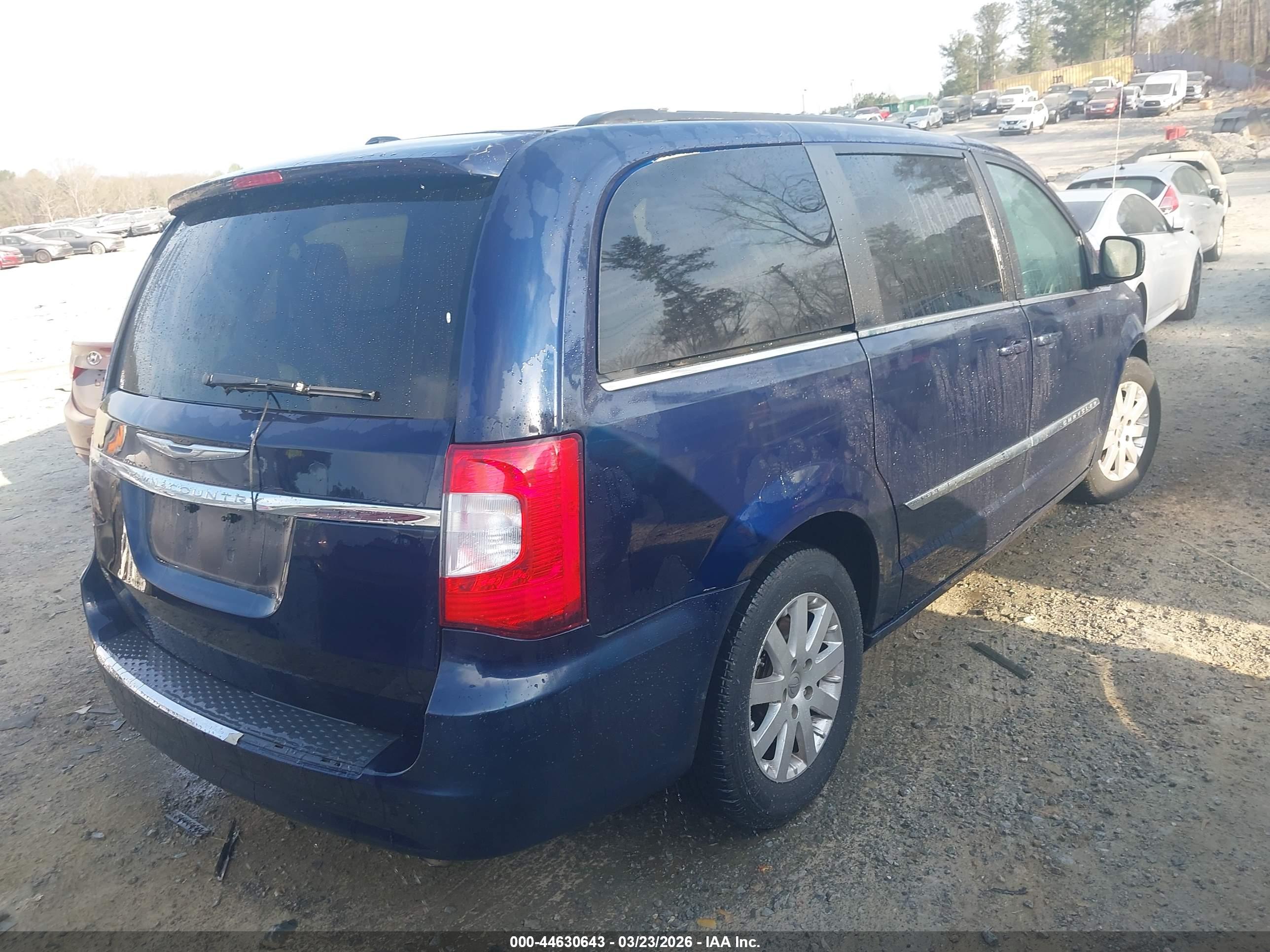 CHRYSLER TOWN image 4