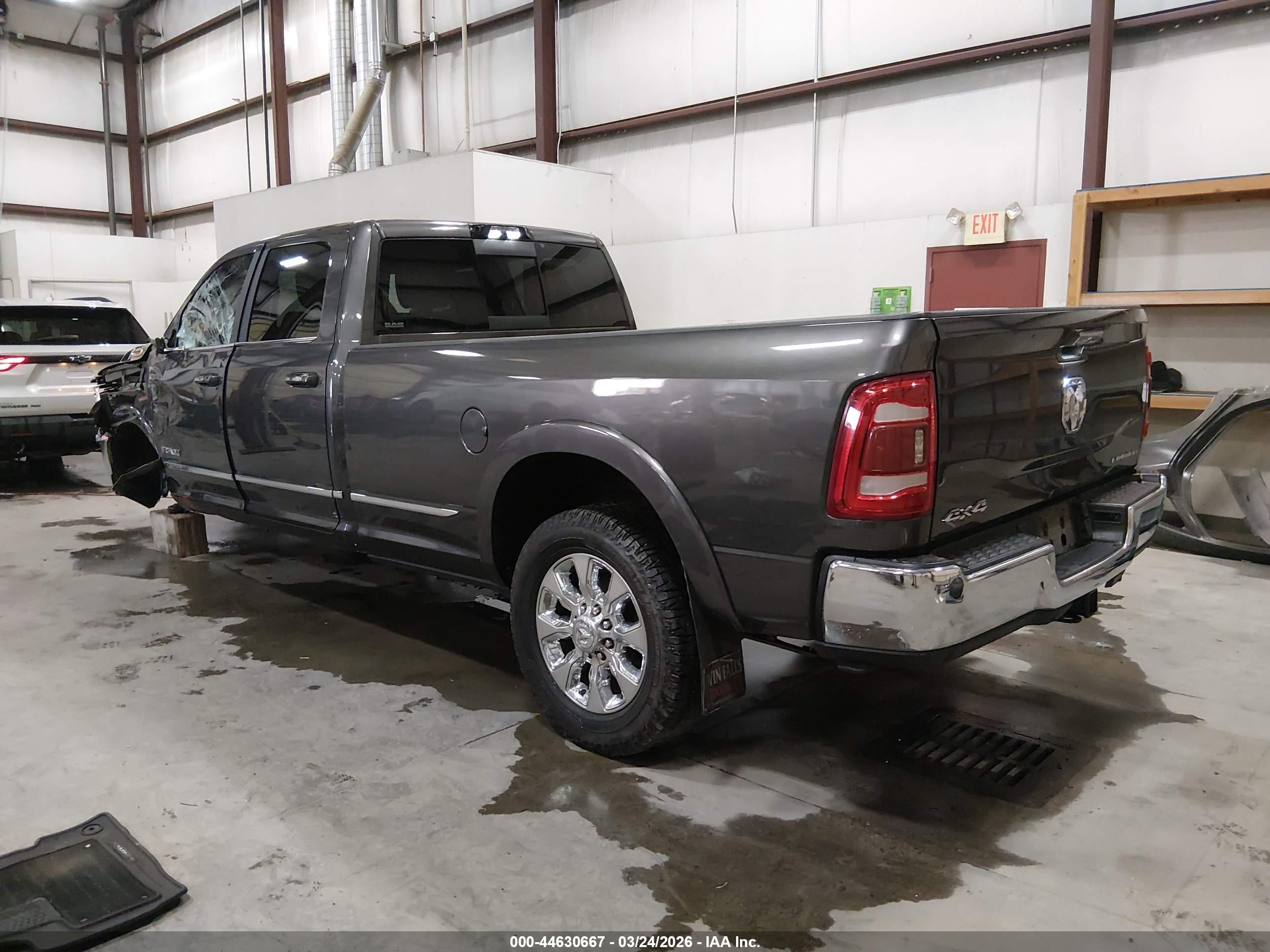 RAM 3500 image 3