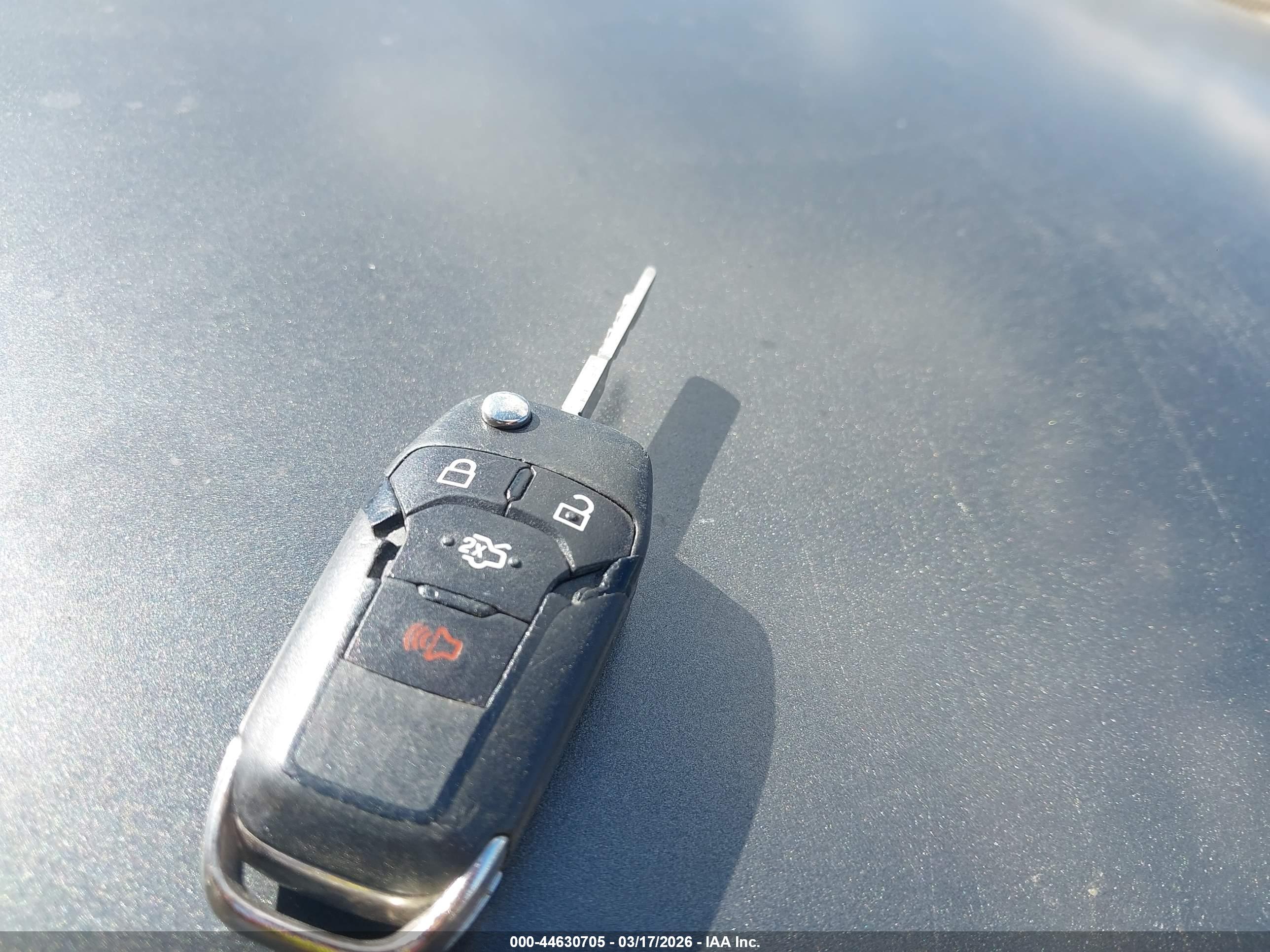 FORD FUSION image 11