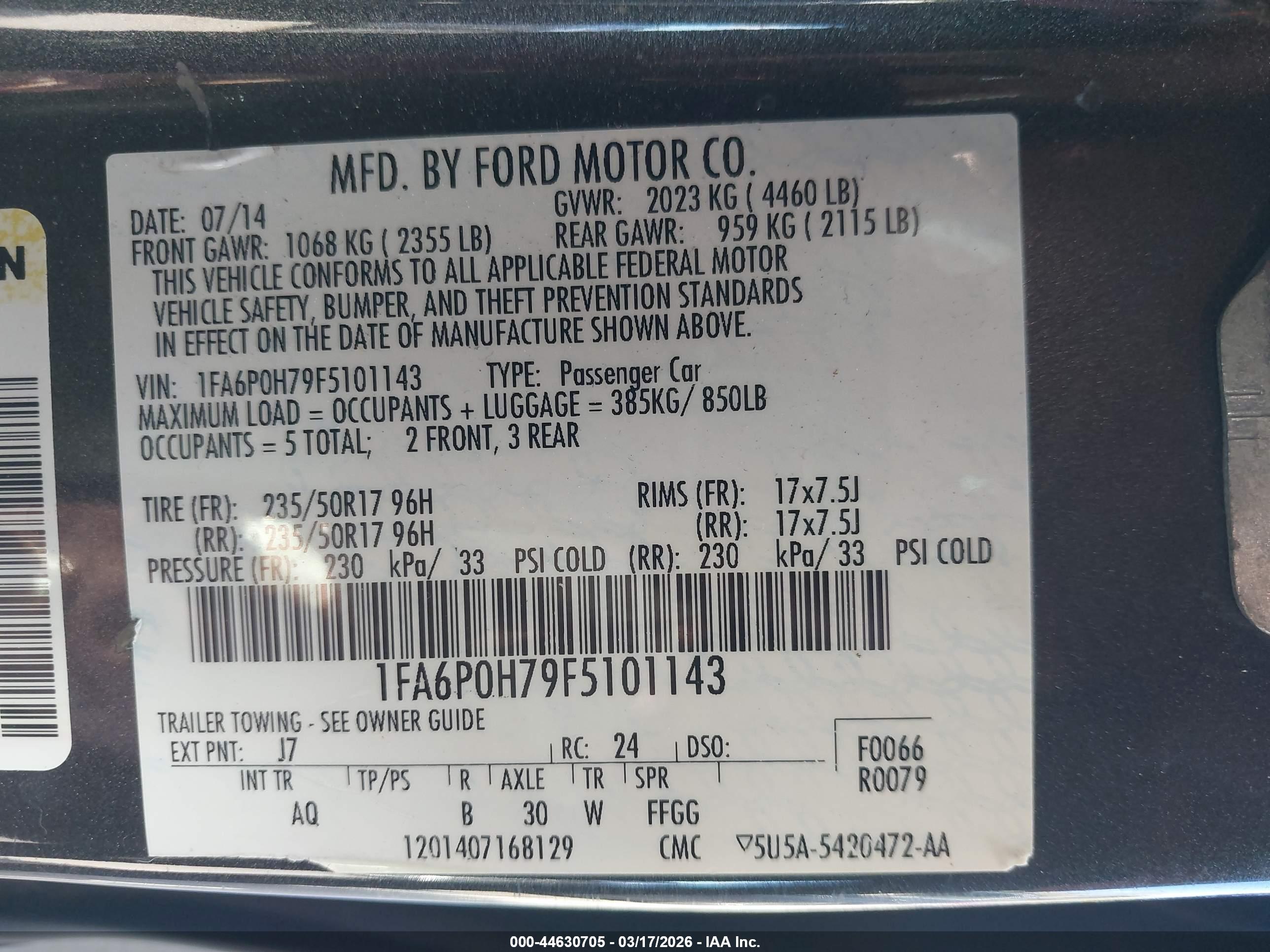 FORD FUSION image 9