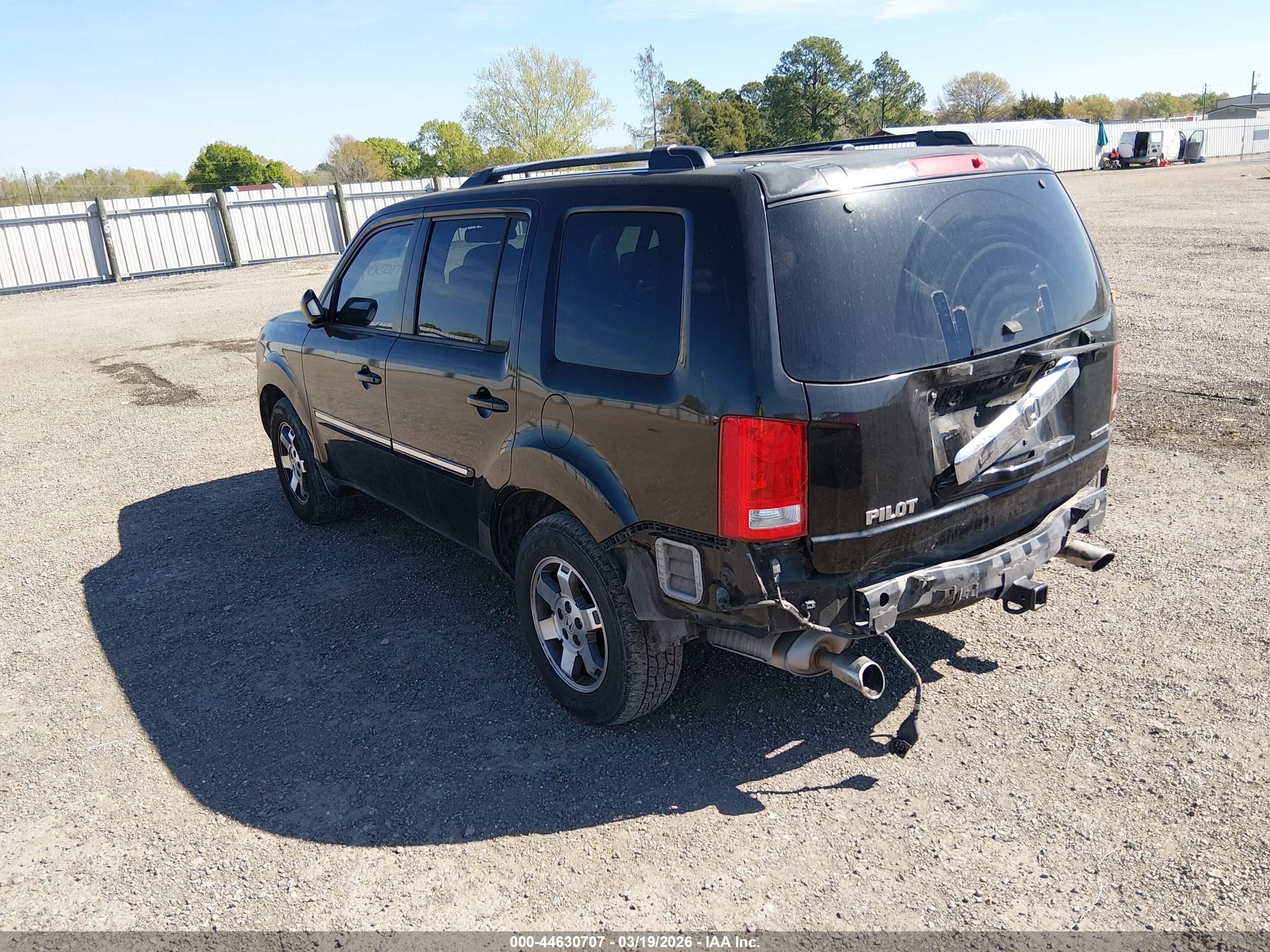 HONDA PILOT image 3