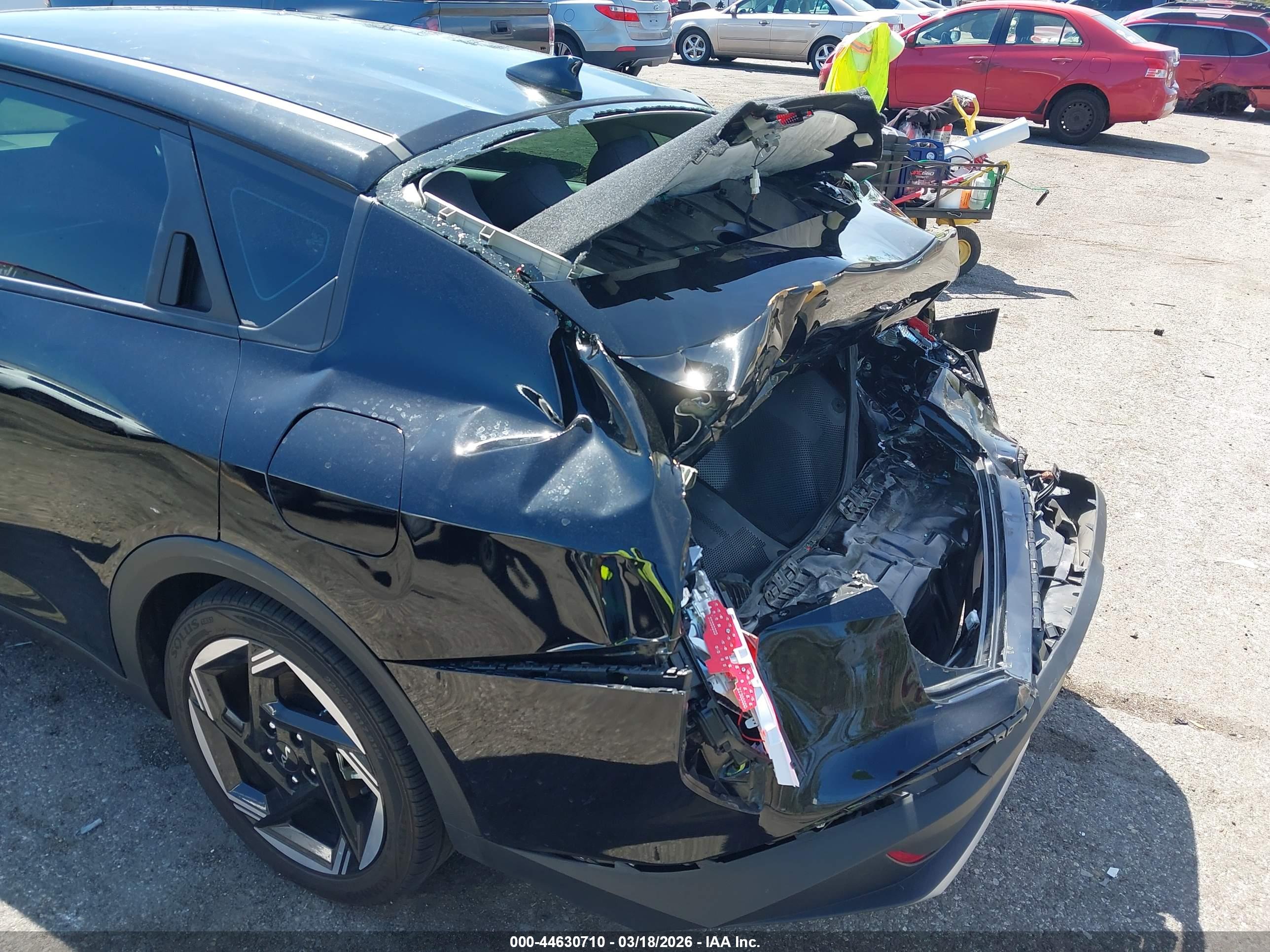 KIA K4 image 6