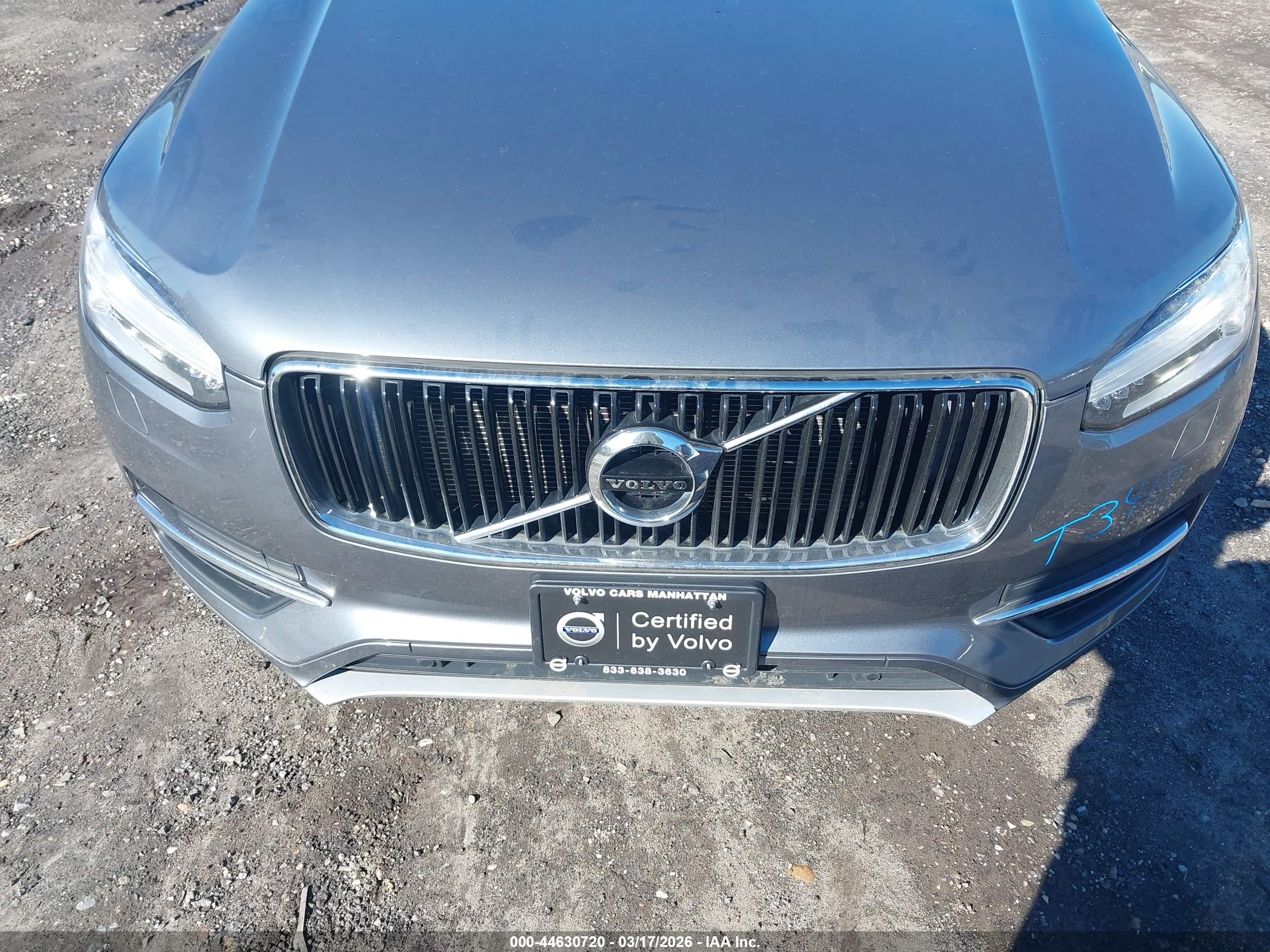 VOLVO XC90 image 6