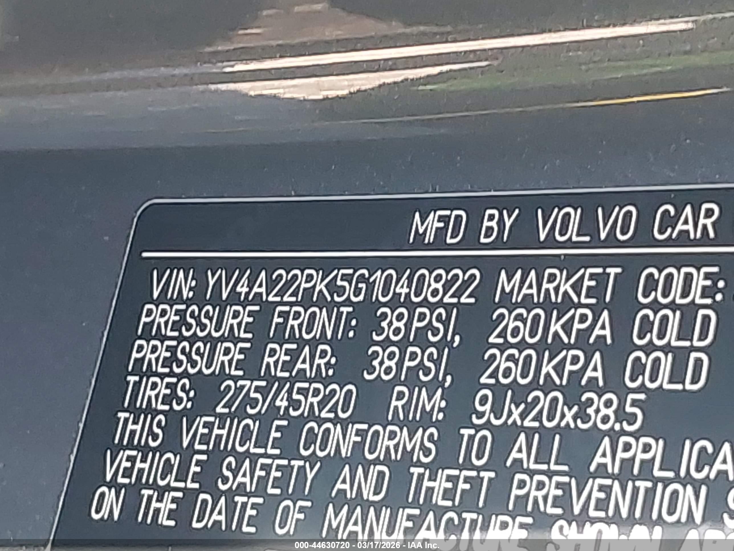 VOLVO XC90 image 9