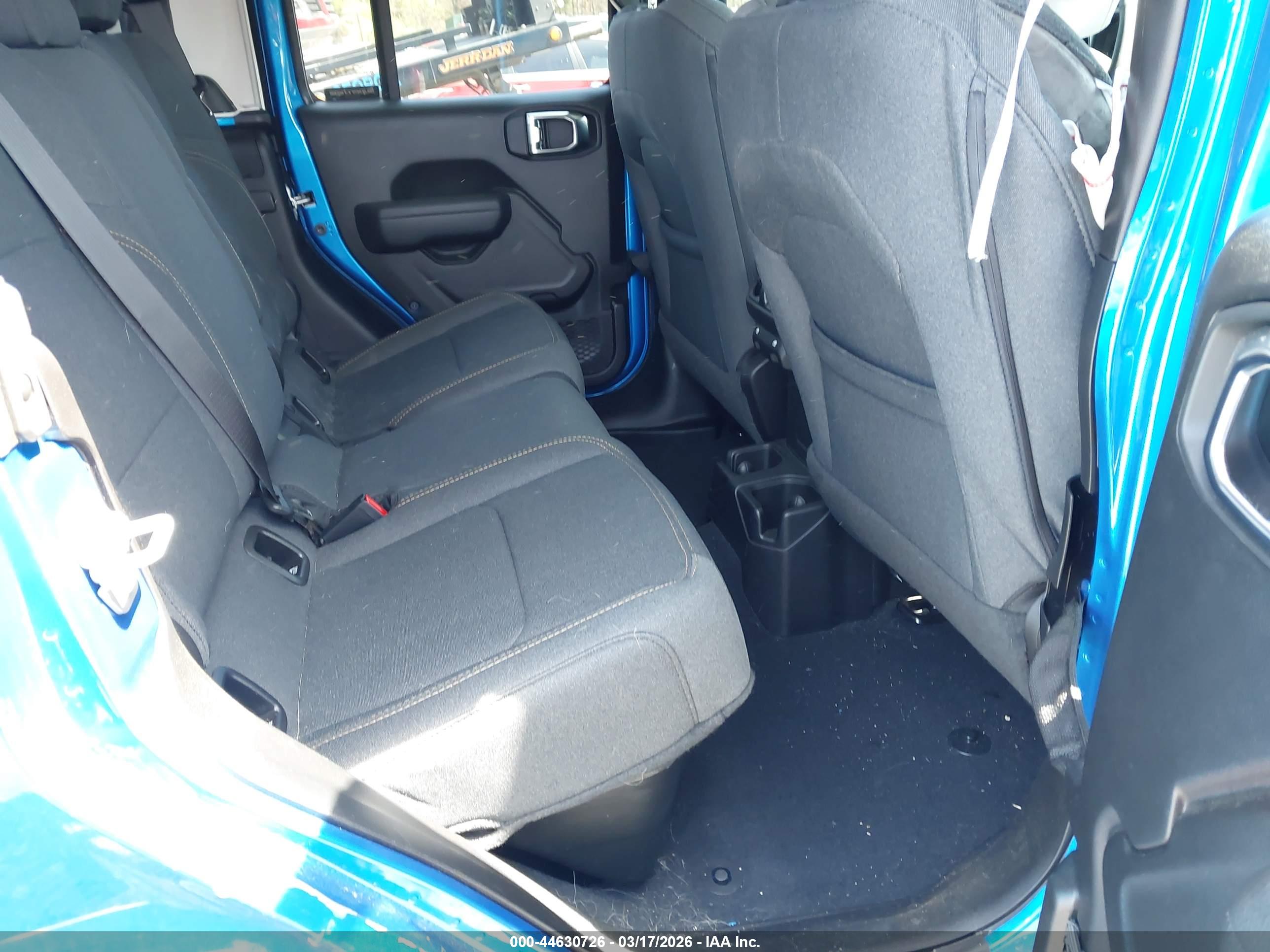 JEEP GLADIATOR image 8