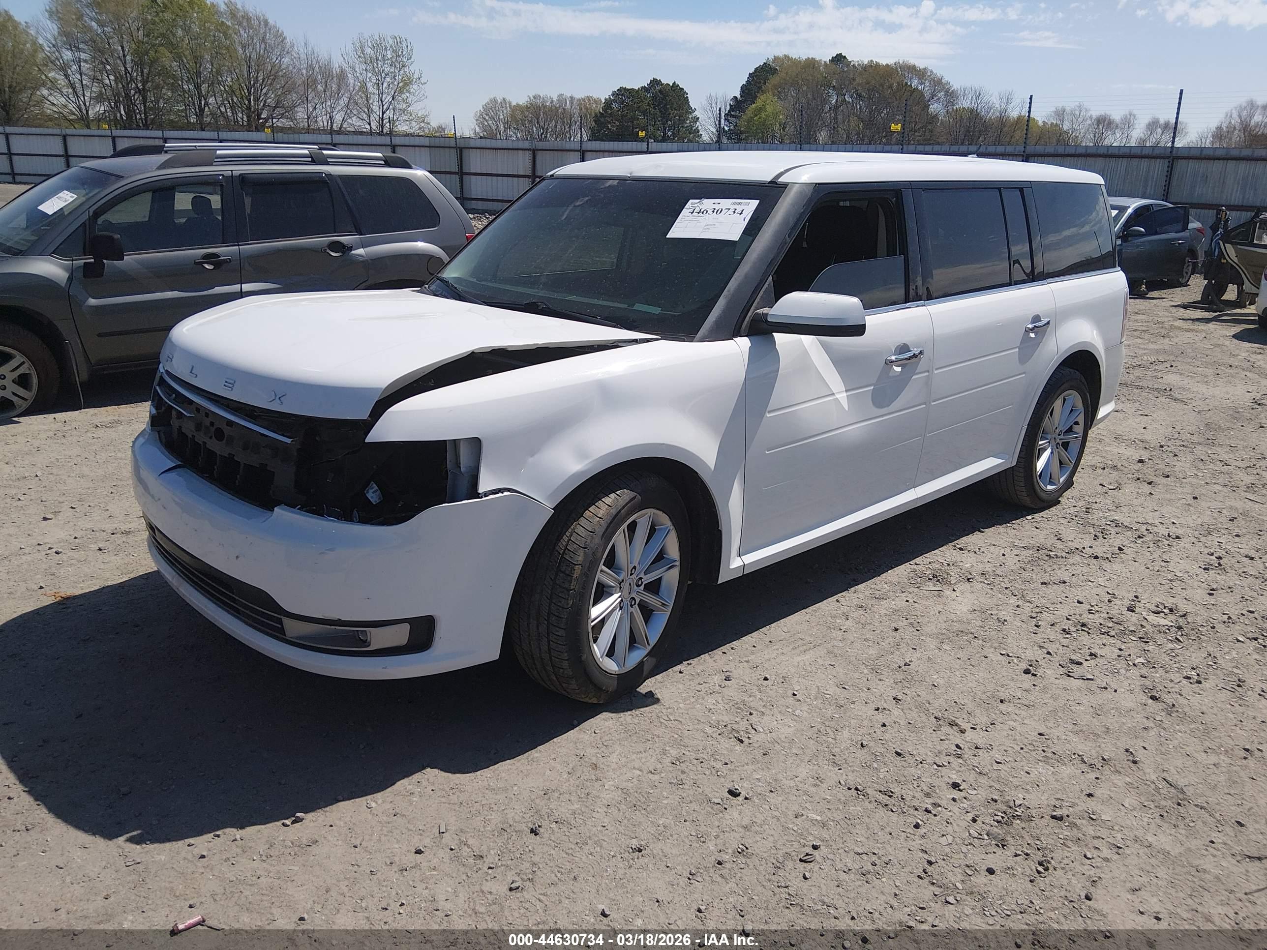 FORD FLEX image 2