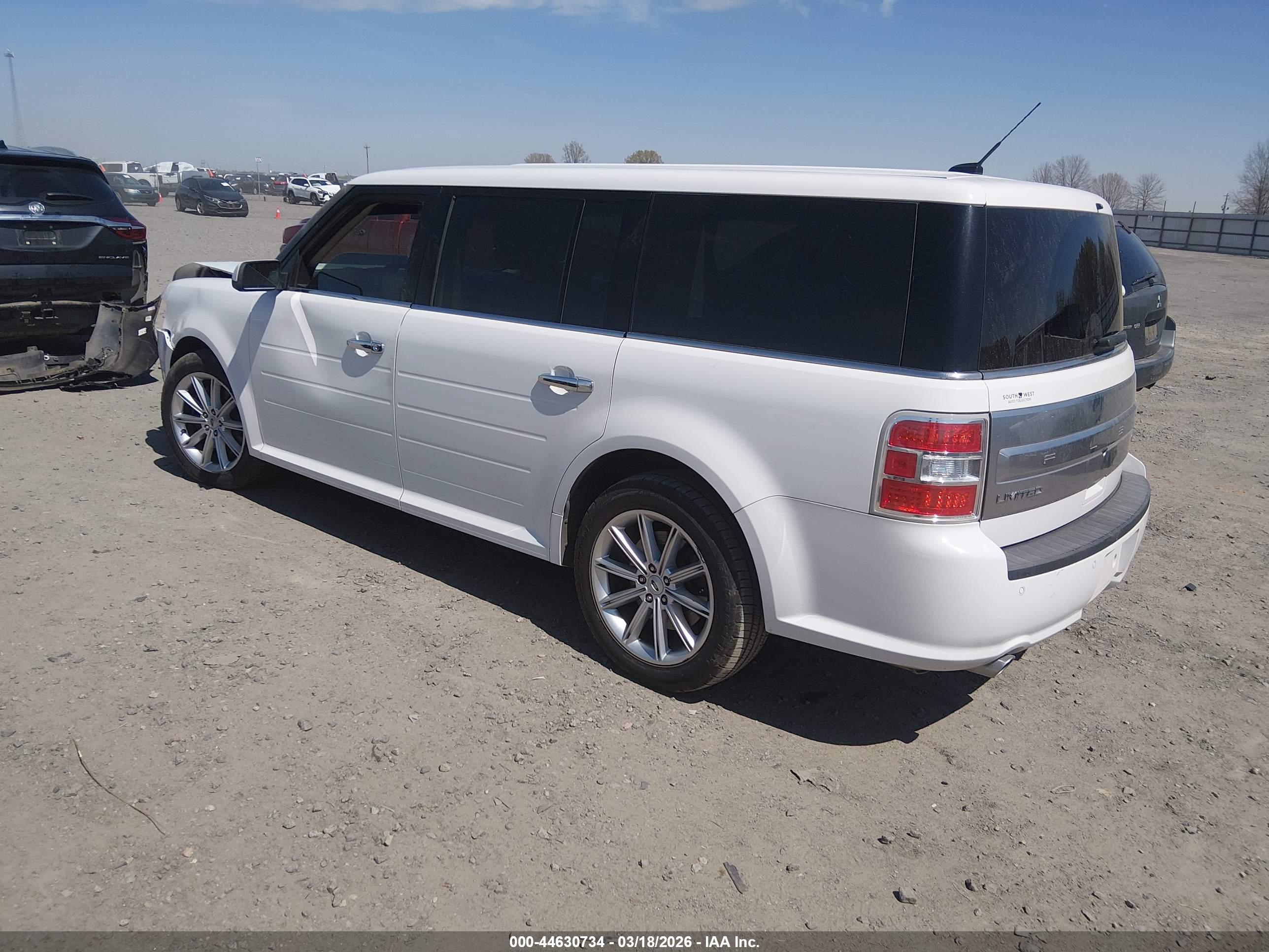 FORD FLEX image 3