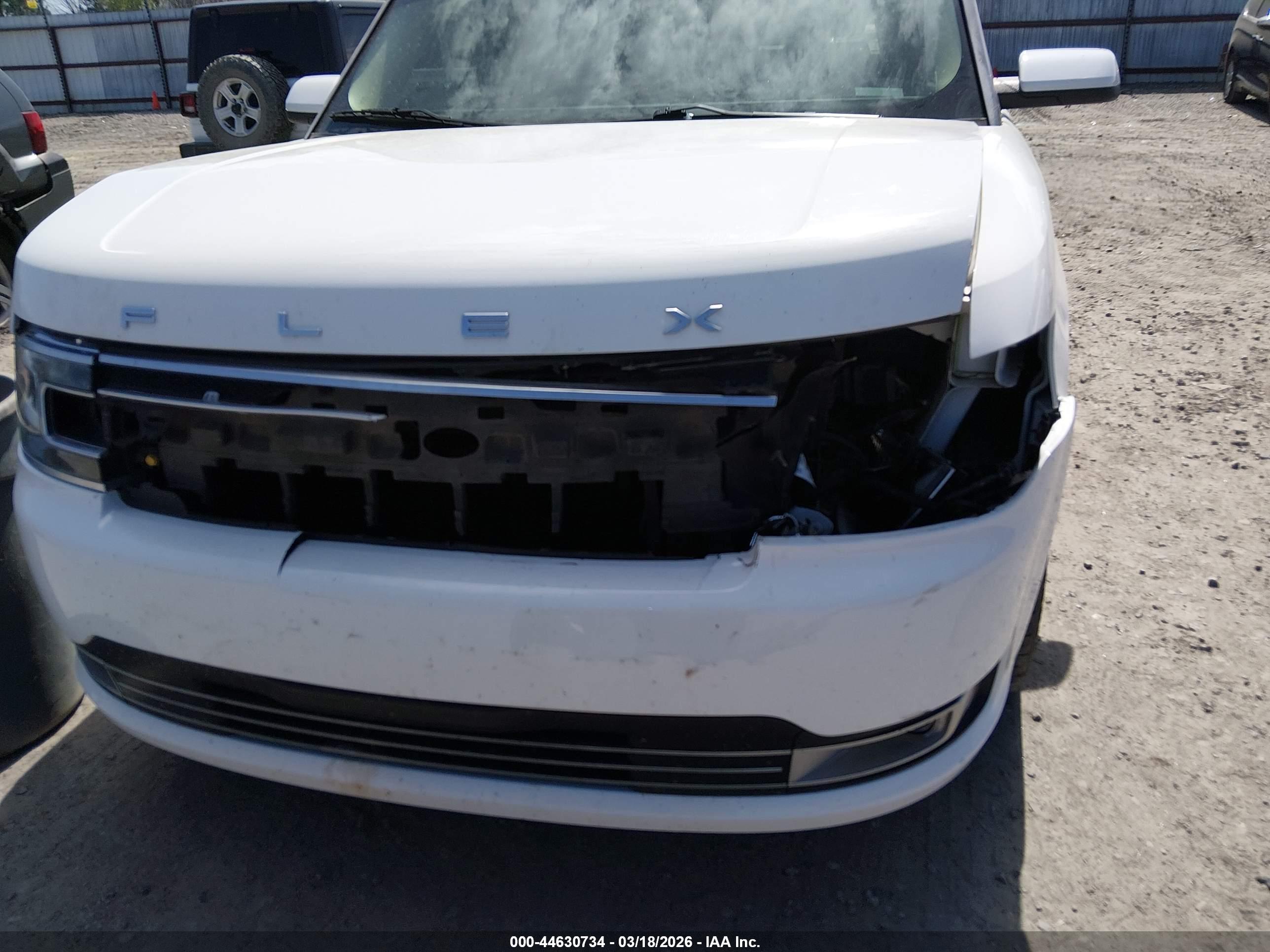 FORD FLEX image 6