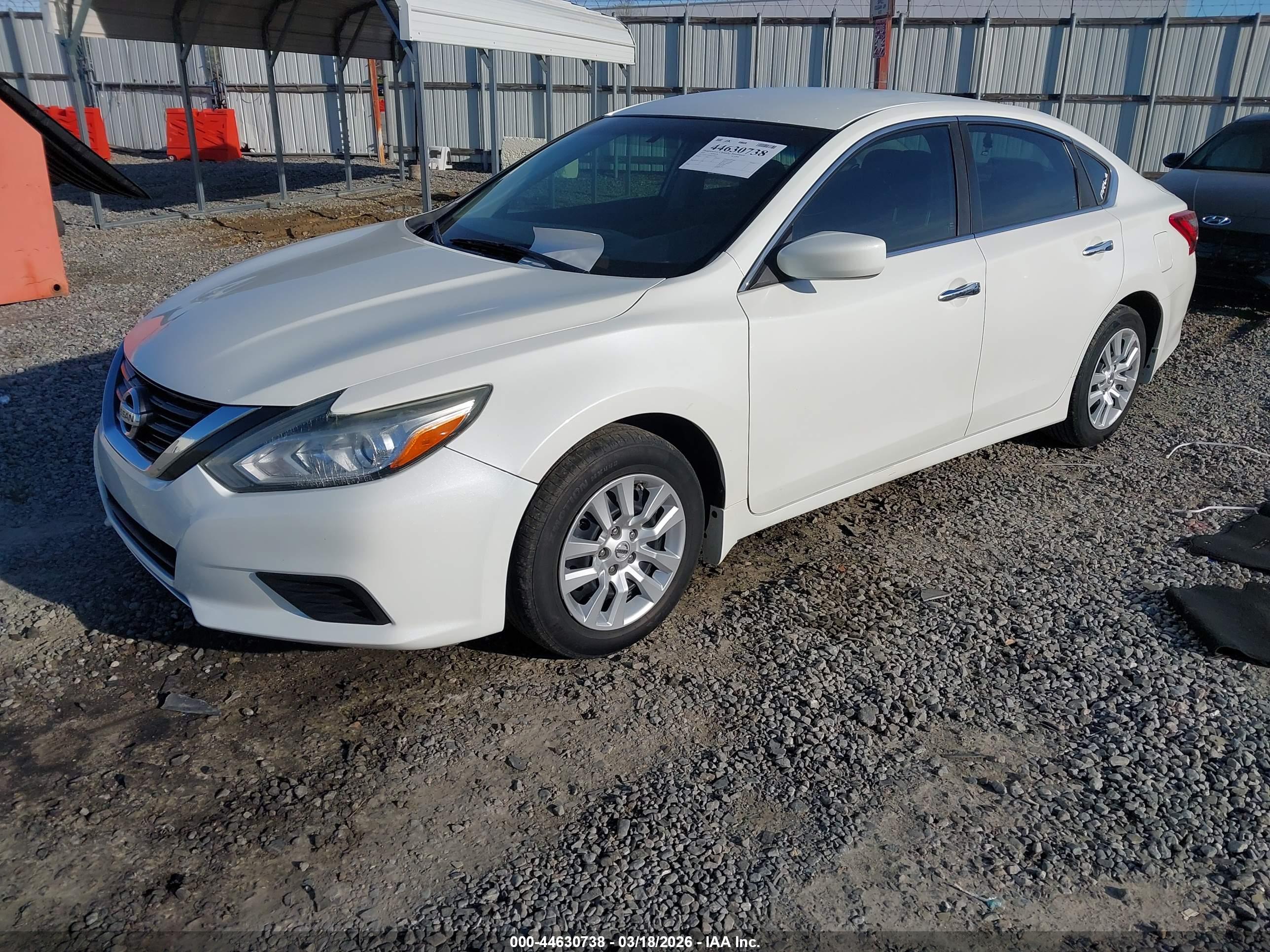 NISSAN ALTIMA image 2