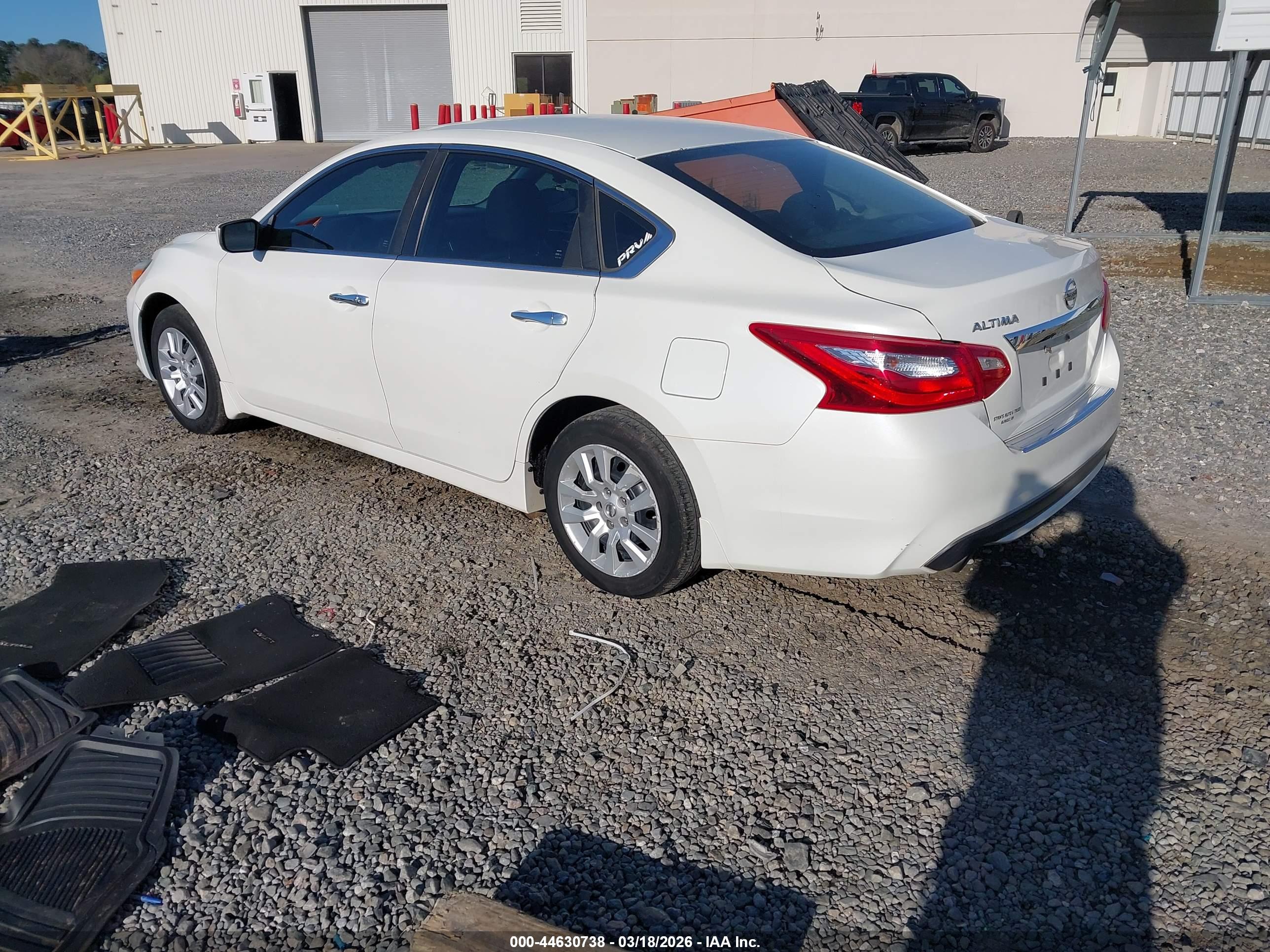 NISSAN ALTIMA image 3
