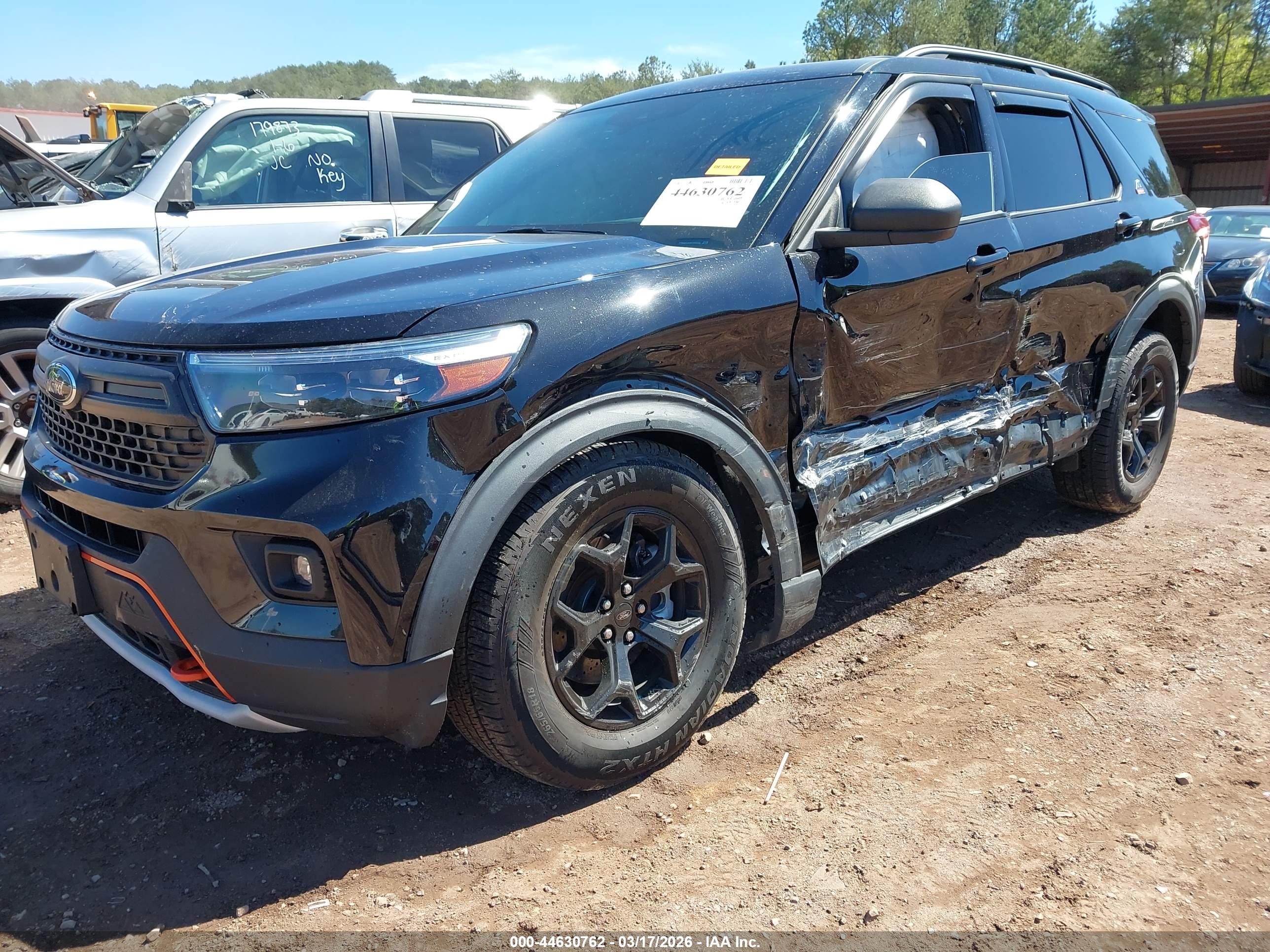 FORD EXPLORER image 2
