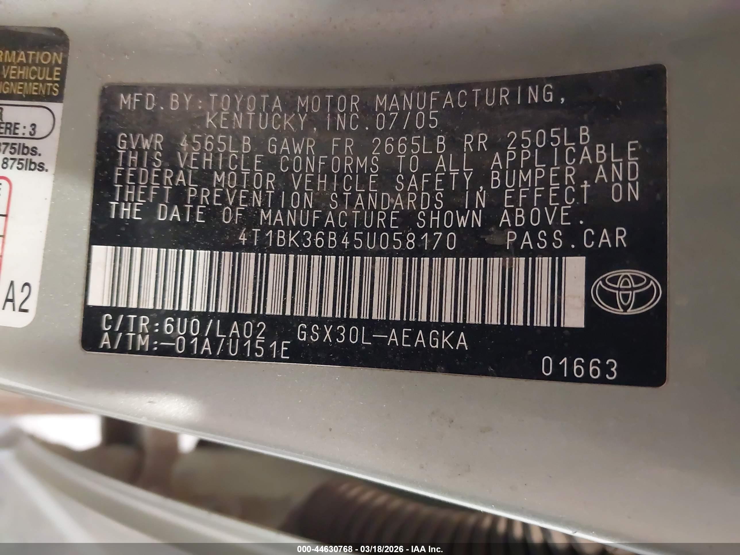 TOYOTA AVALON image 9