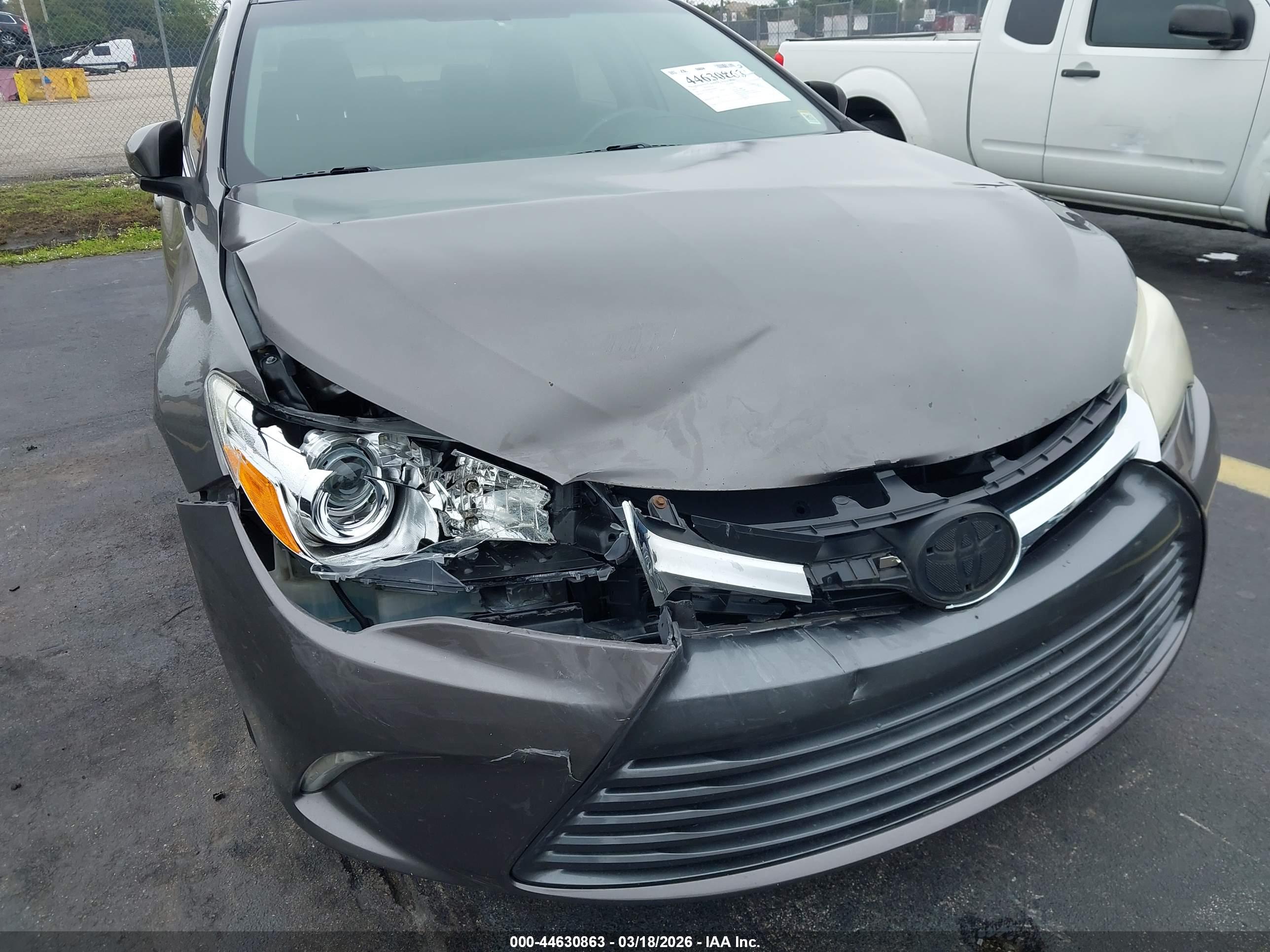 TOYOTA CAMRY image 6