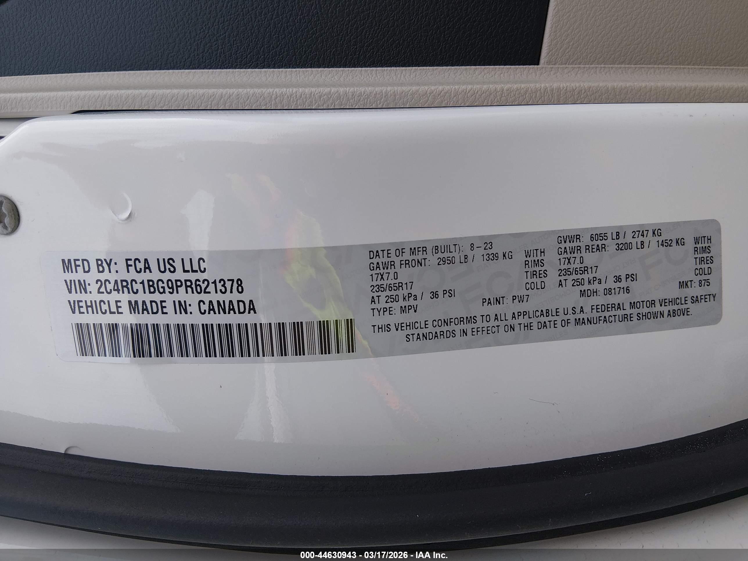 CHRYSLER PACIFICA image 9