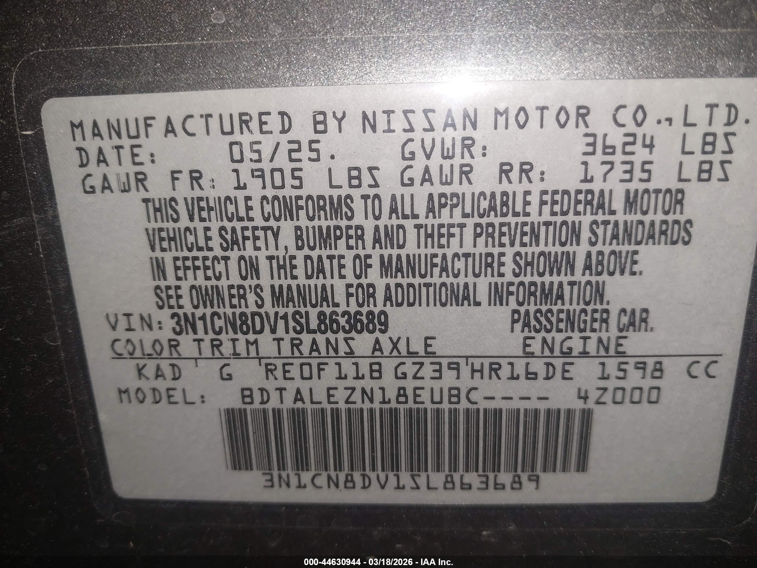 NISSAN VERSA image 9
