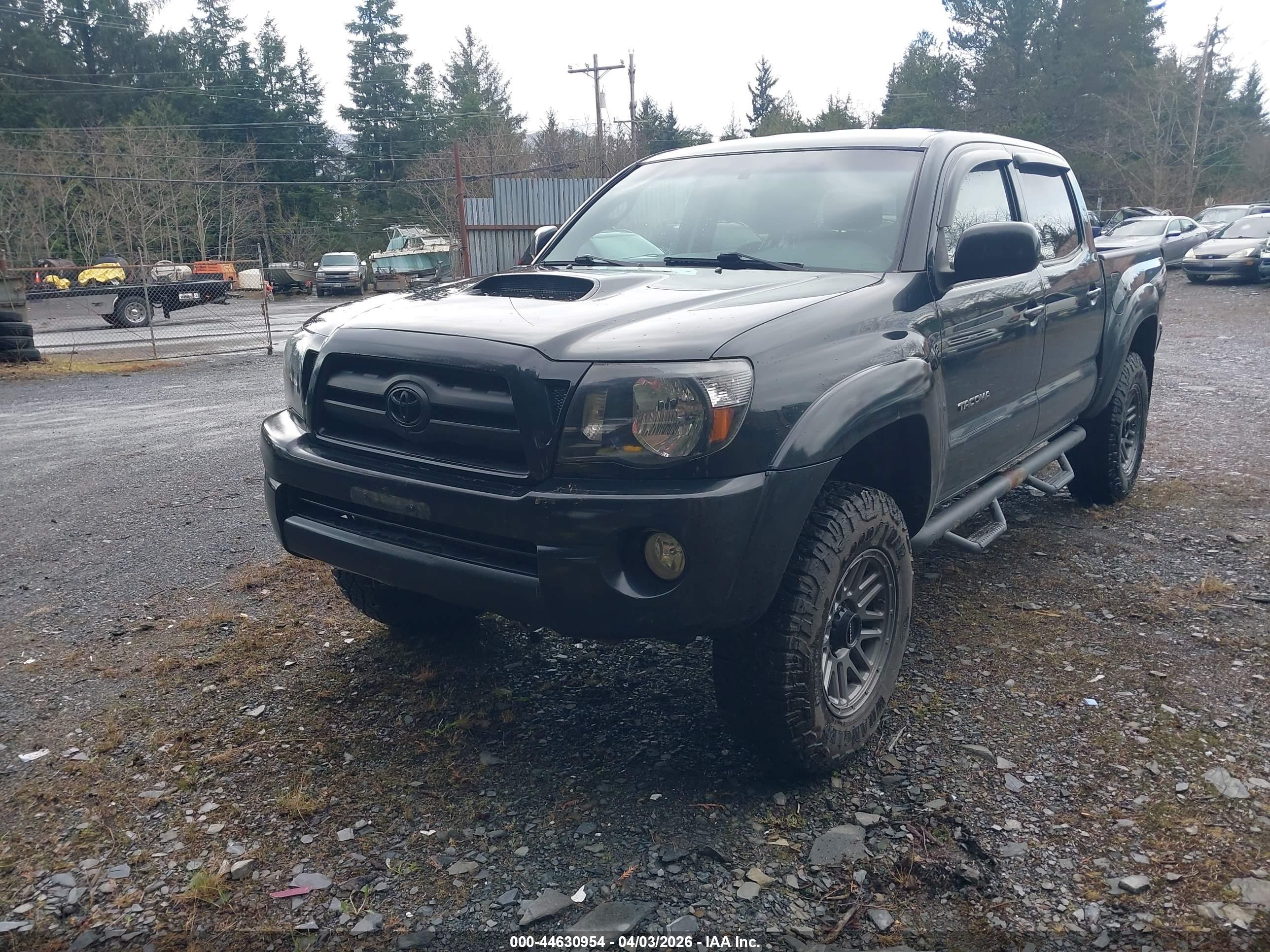 TOYOTA TACOMA image 2