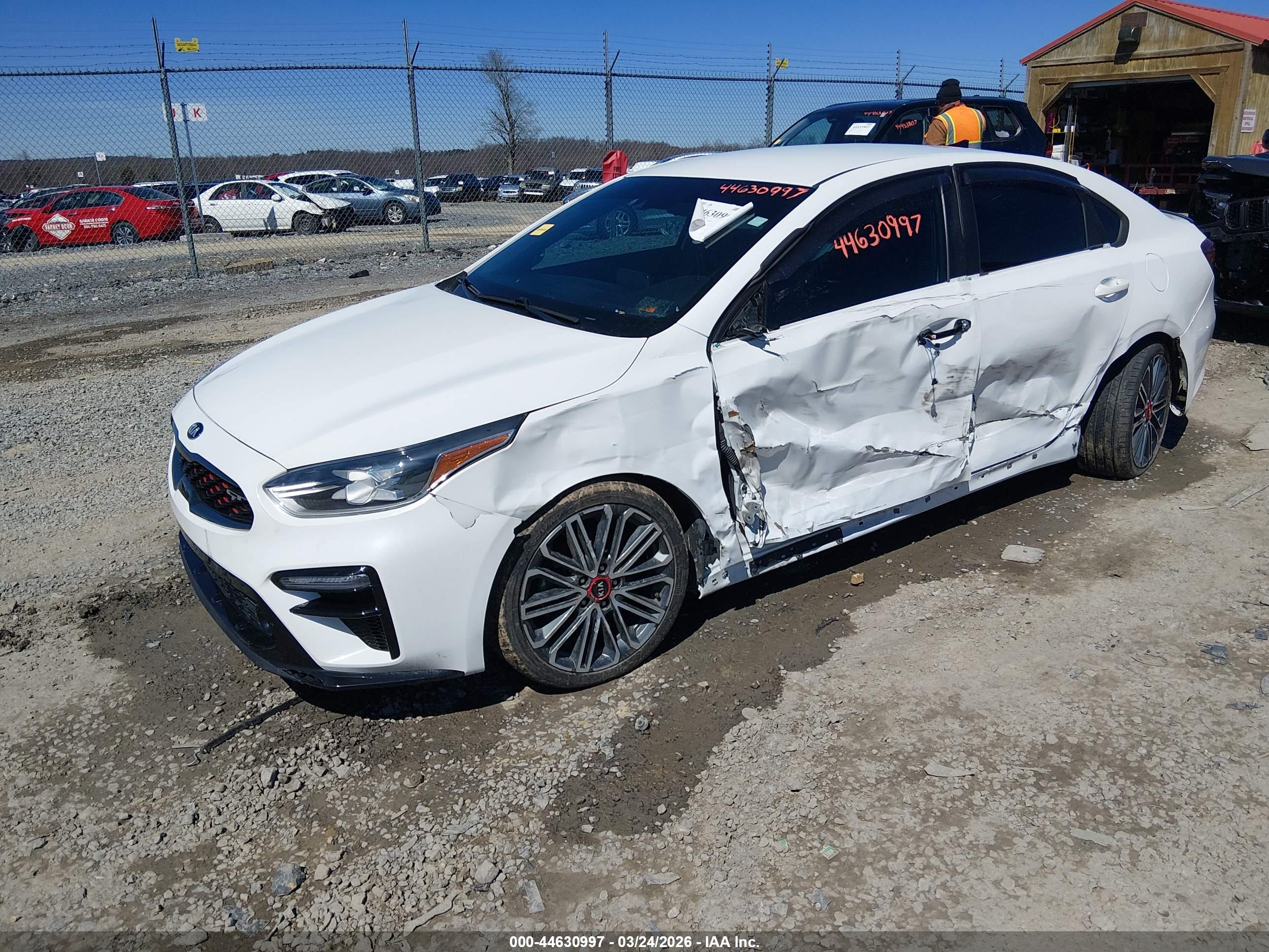 KIA FORTE image 2