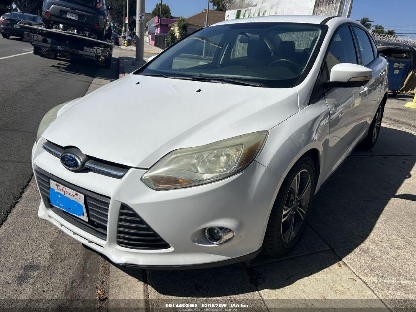 FORD FOCUS image 2