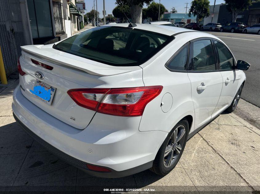 FORD FOCUS image 4