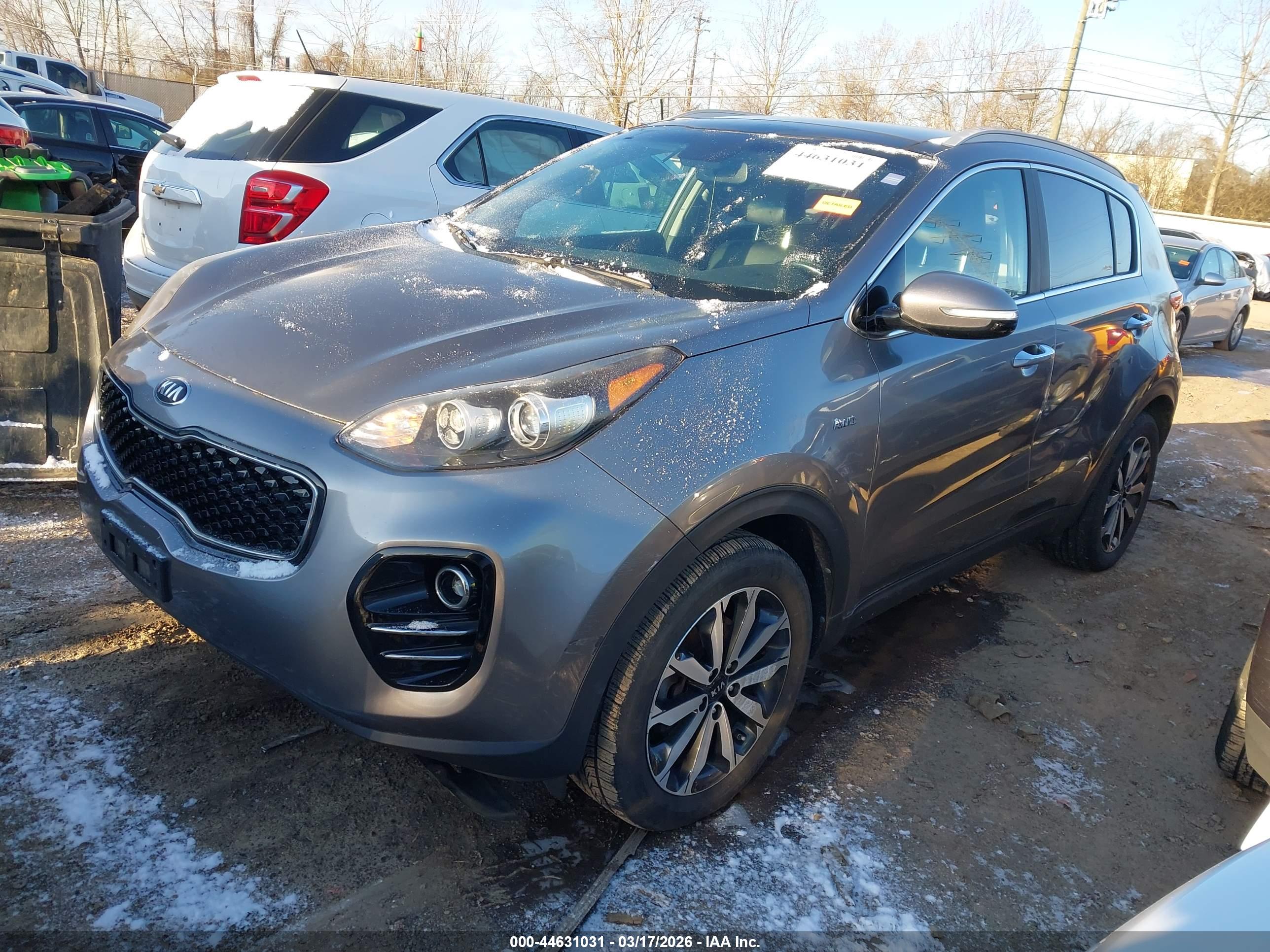 KIA SPORTAGE image 2