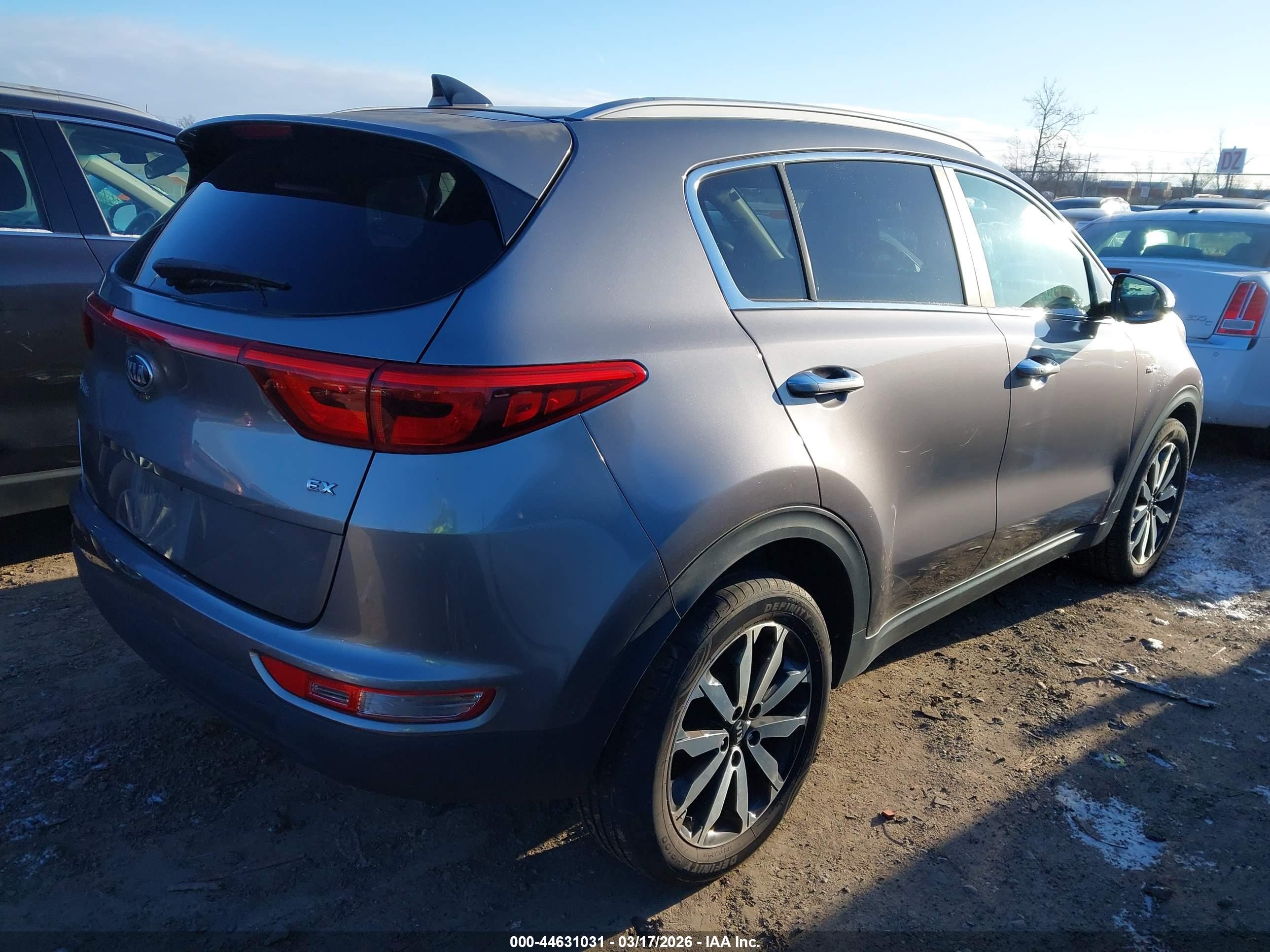 KIA SPORTAGE image 4