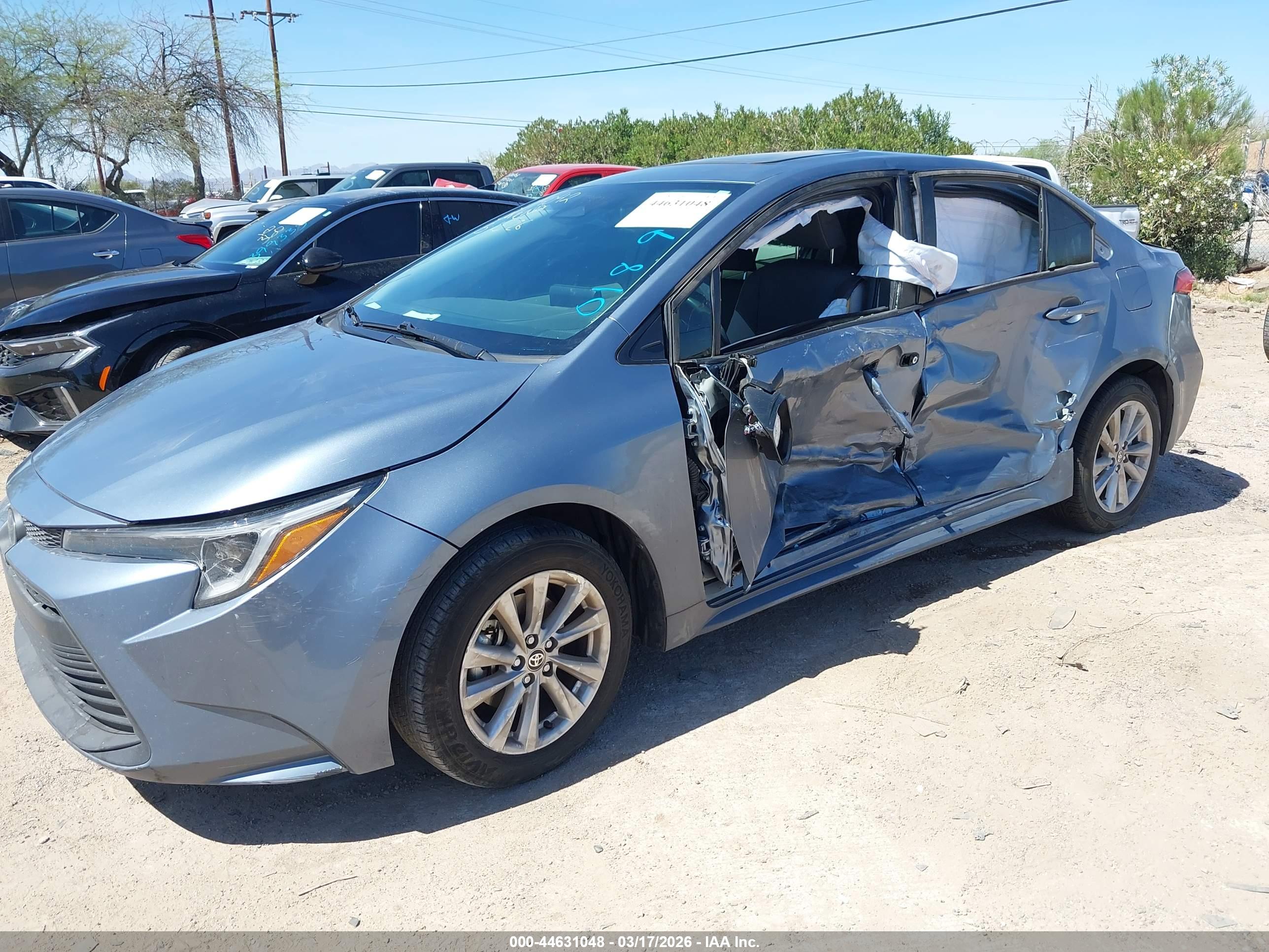 TOYOTA COROLLA image 6