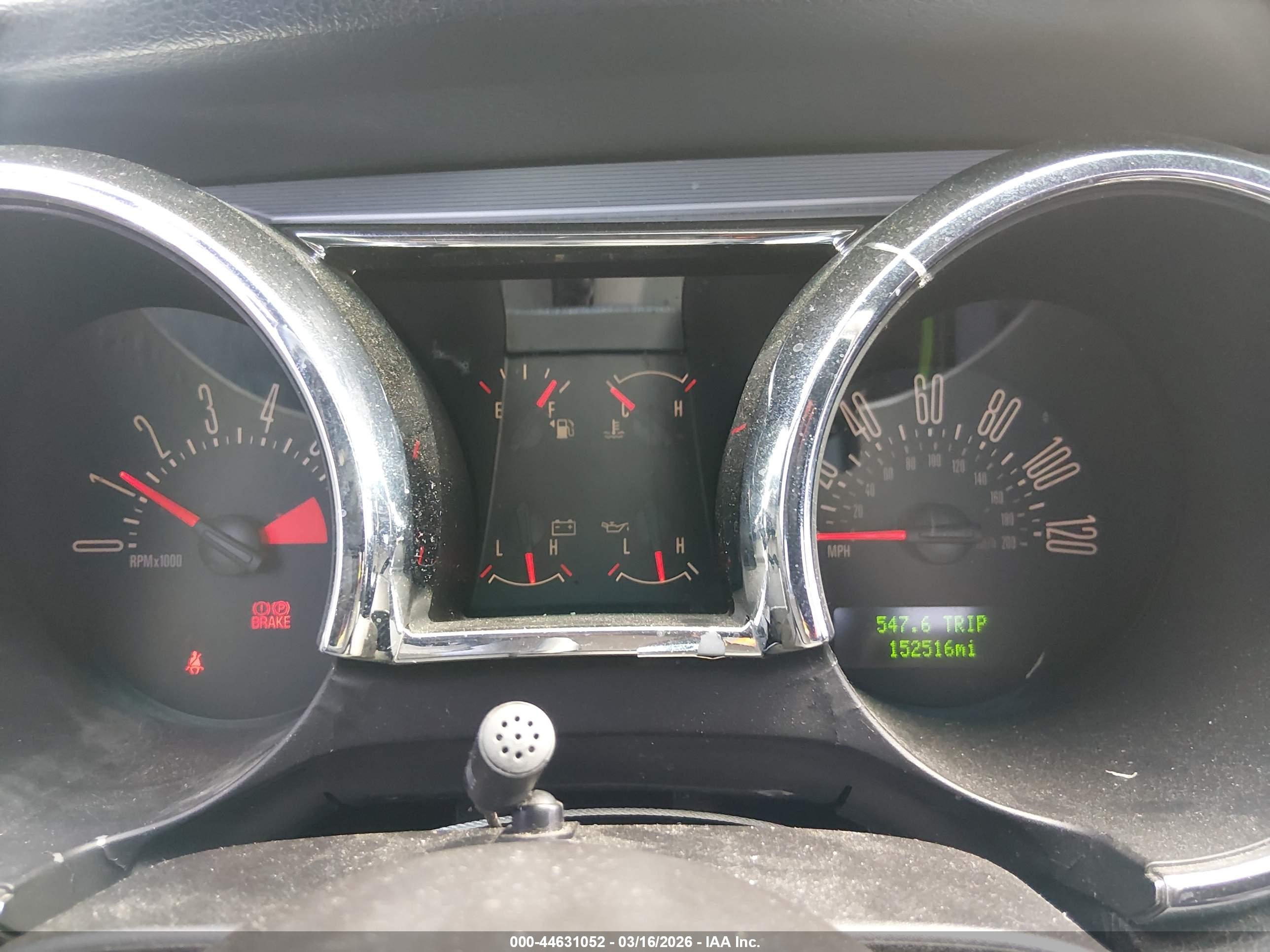 FORD MUSTANG image 7