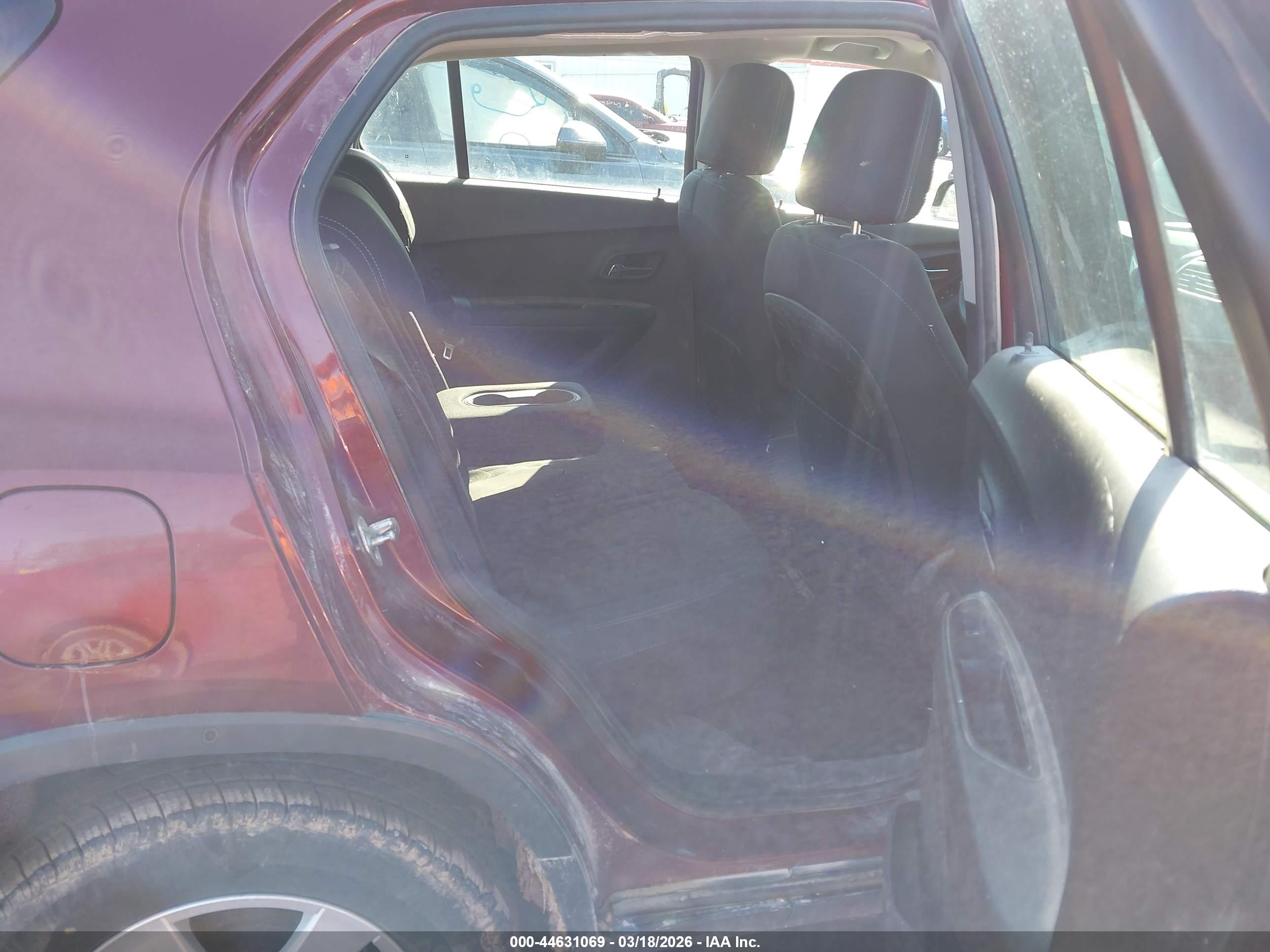 CHEVROLET TRAX image 8