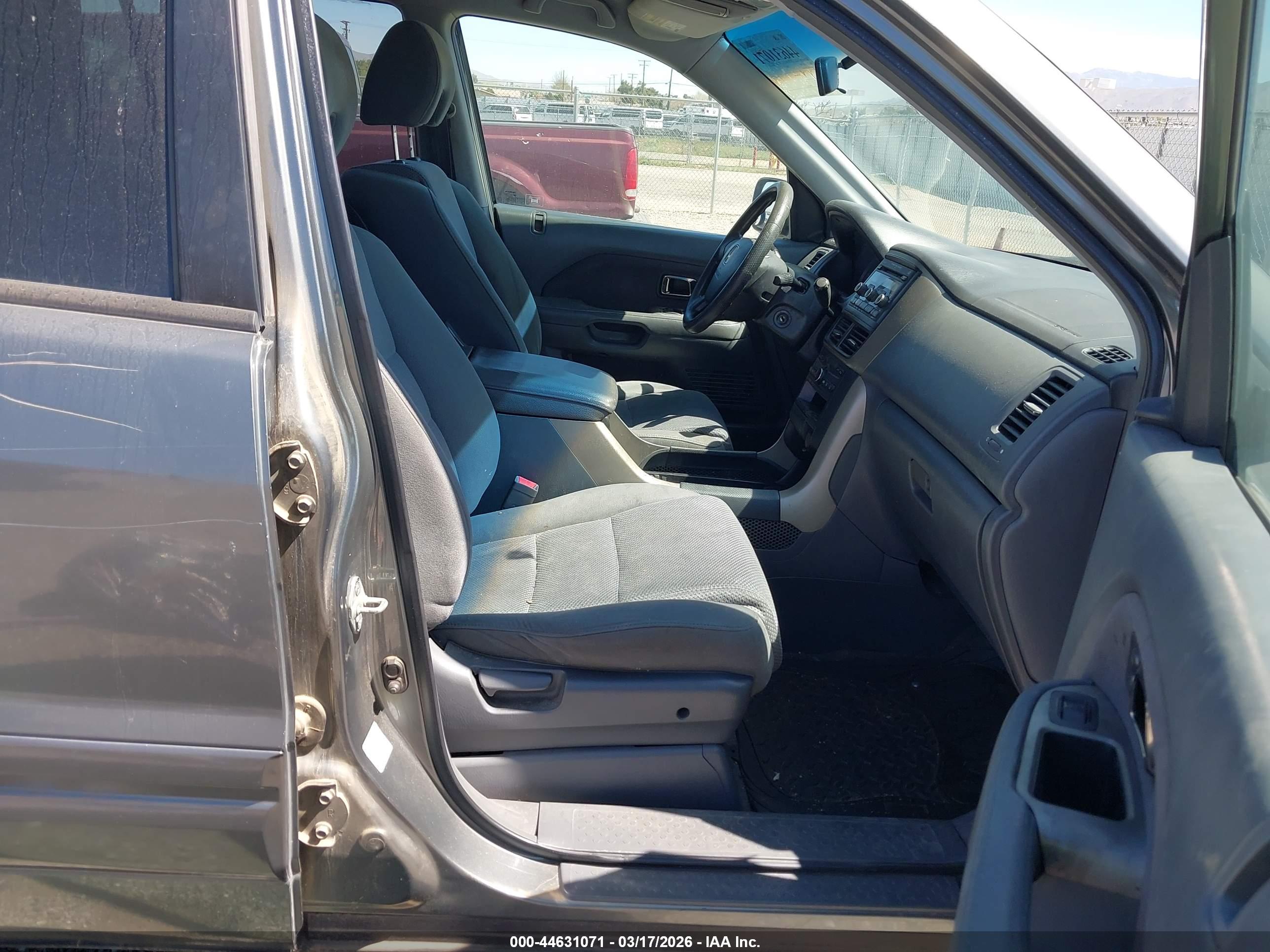 HONDA PILOT image 5