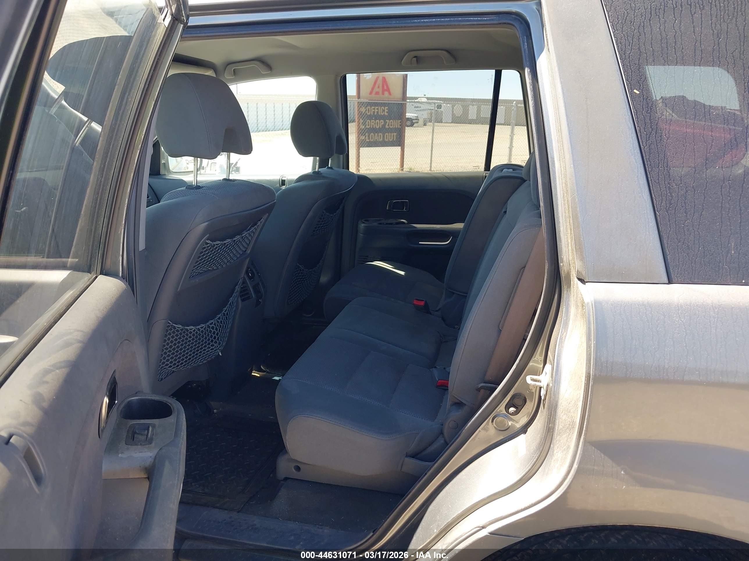 HONDA PILOT image 8