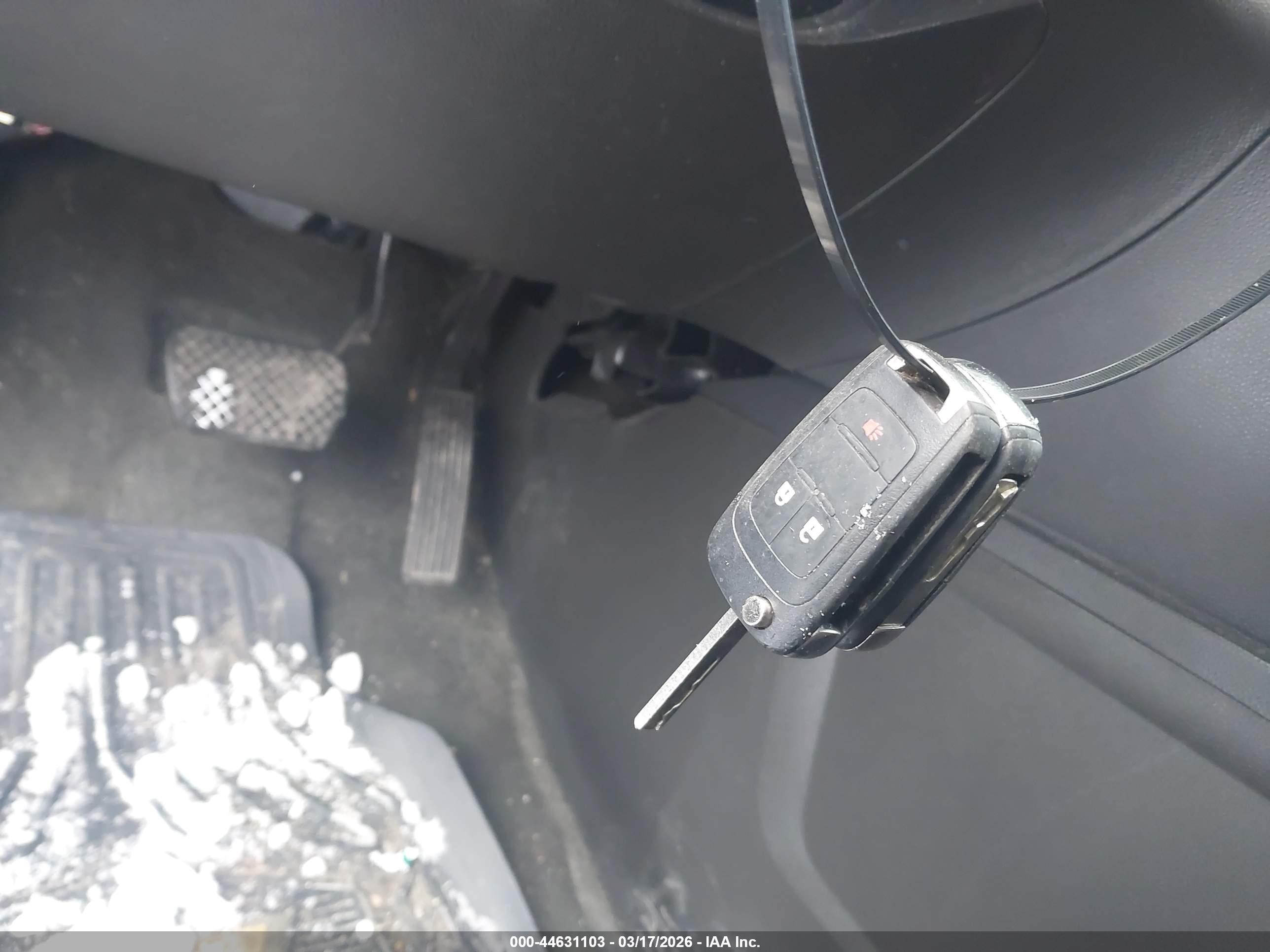 CHEVROLET EQUINOX image 11