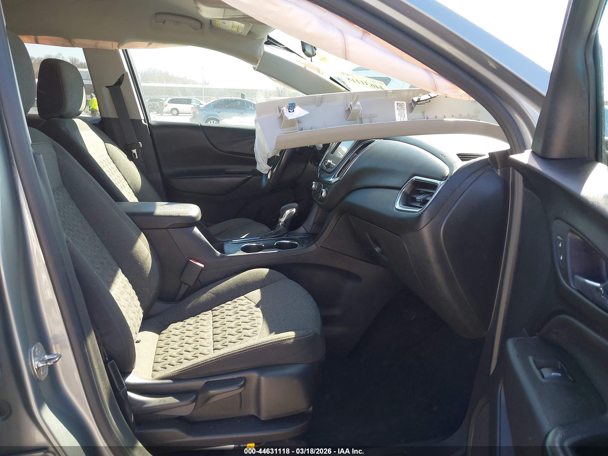 CHEVROLET EQUINOX image 5