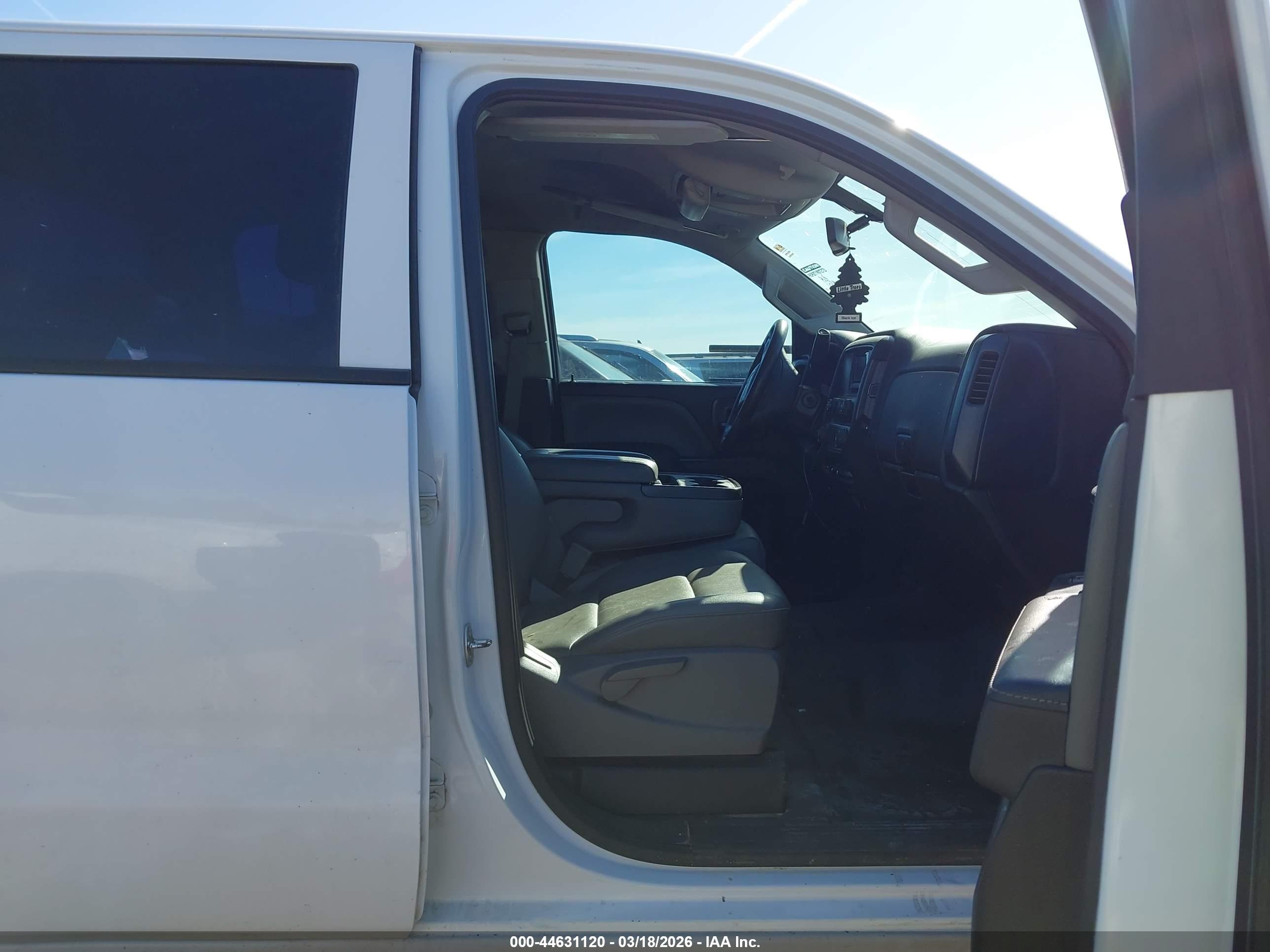 GMC SIERRA image 5