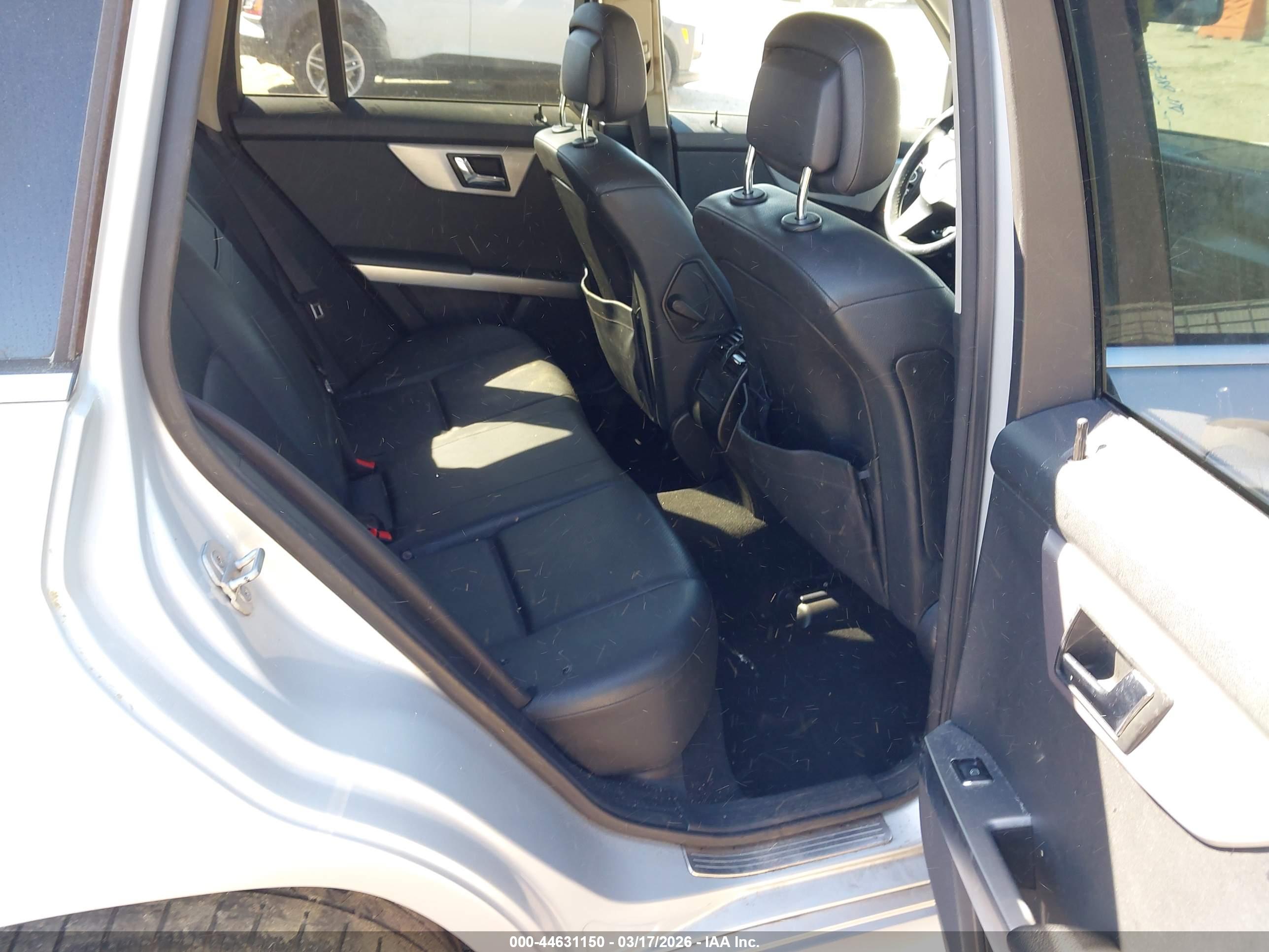 MERCEDES-BENZ GLK image 8