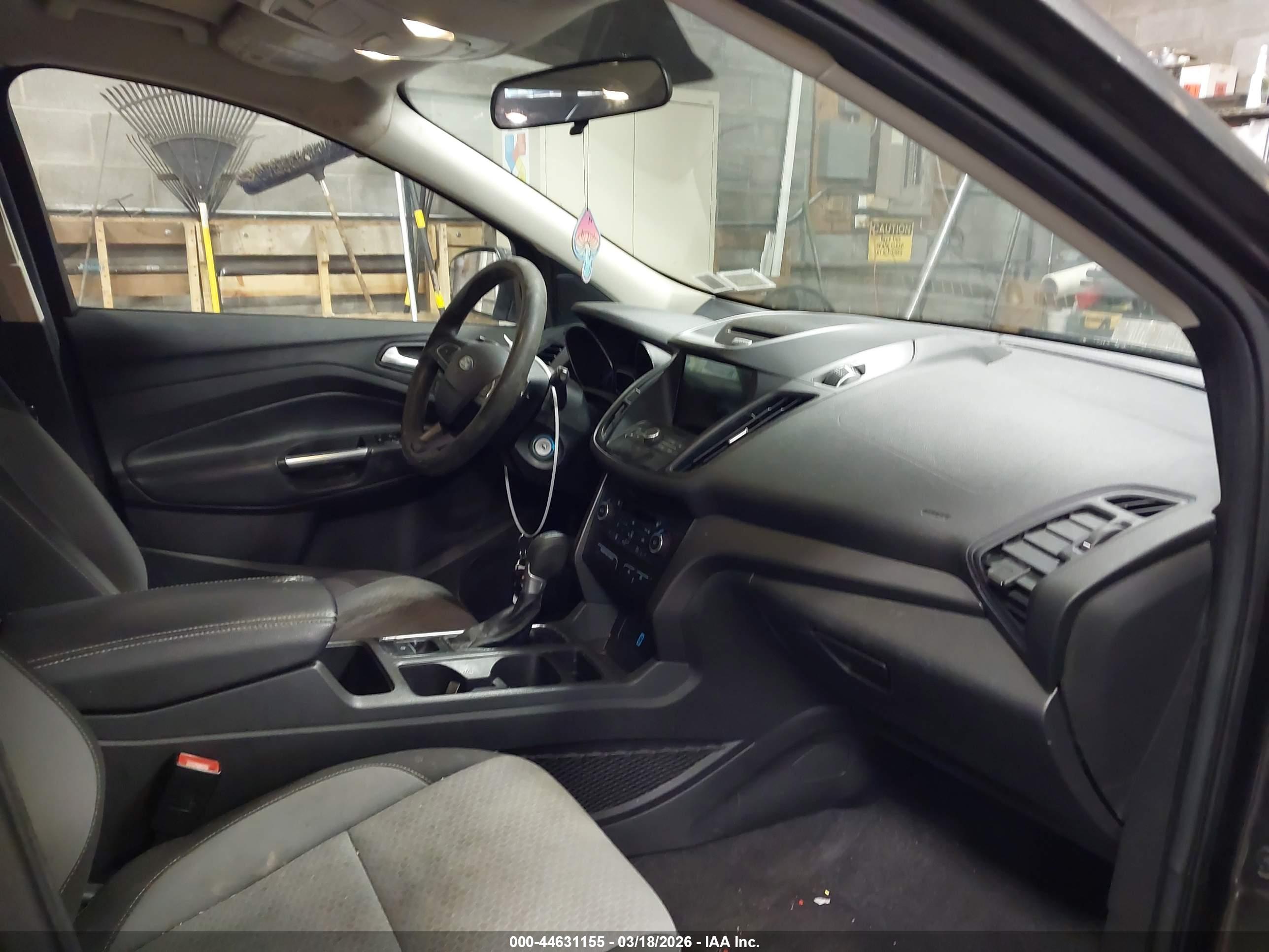FORD ESCAPE image 5