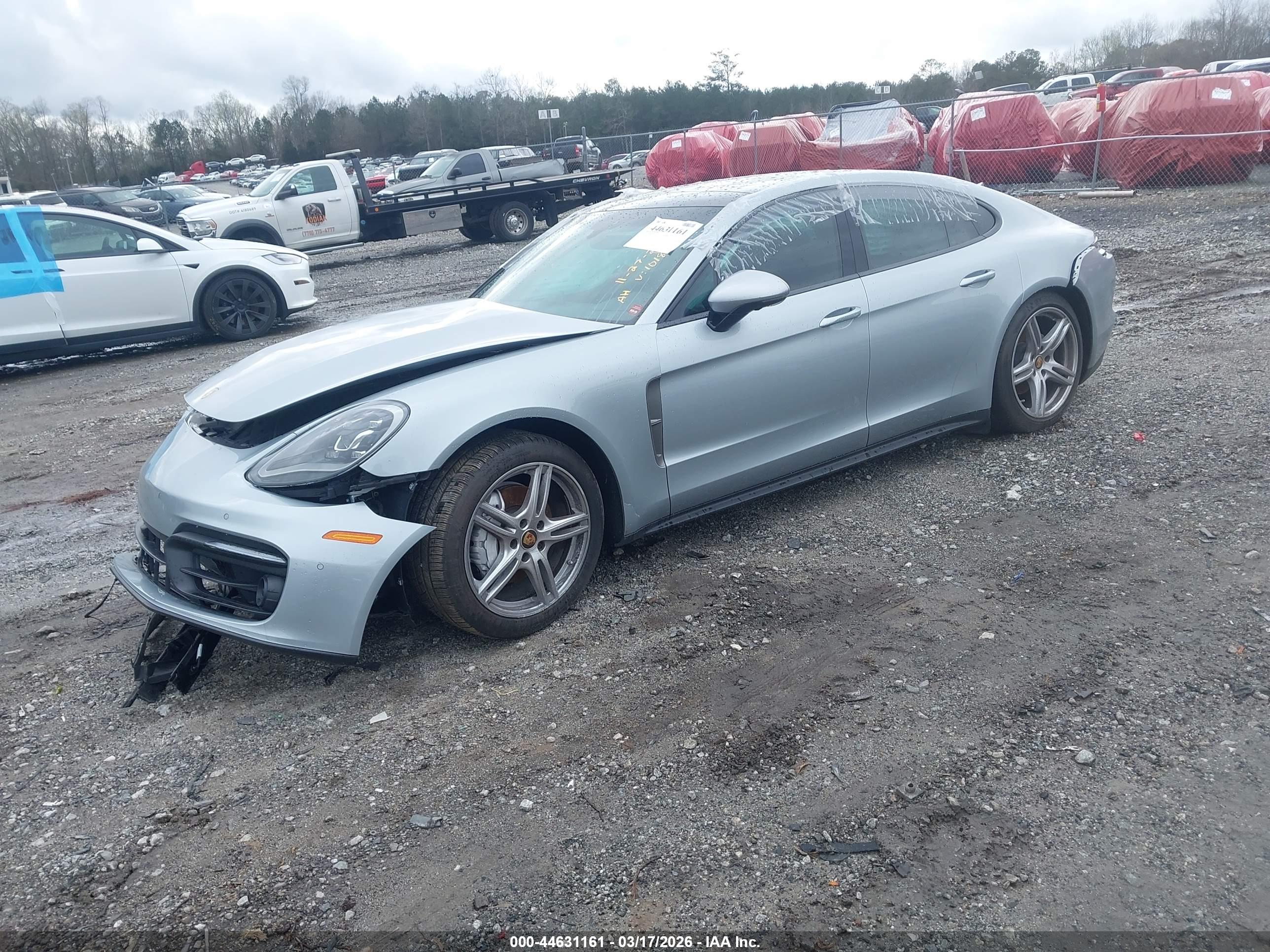 PORSCHE PANAMERA image 2