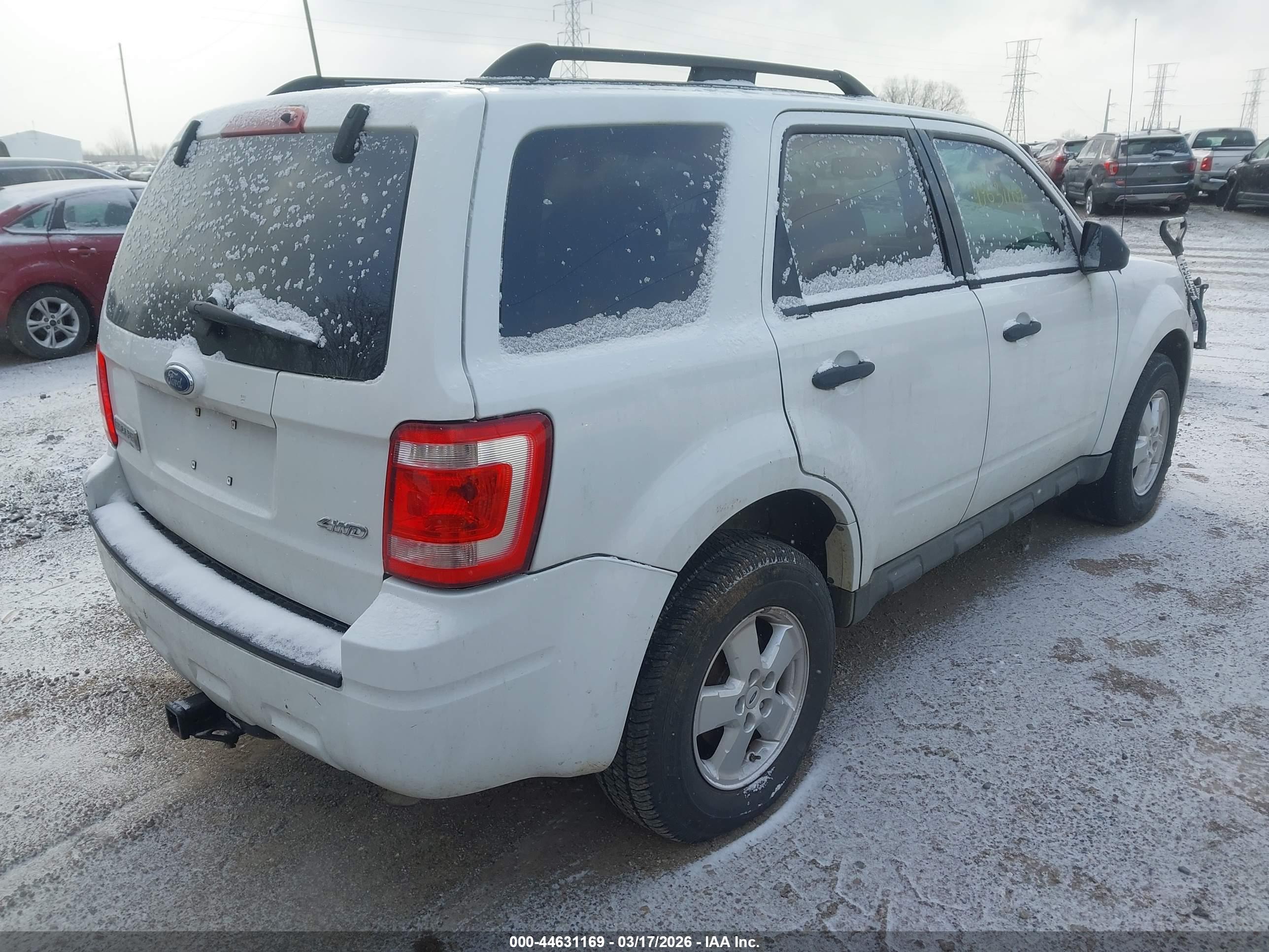 FORD ESCAPE image 4