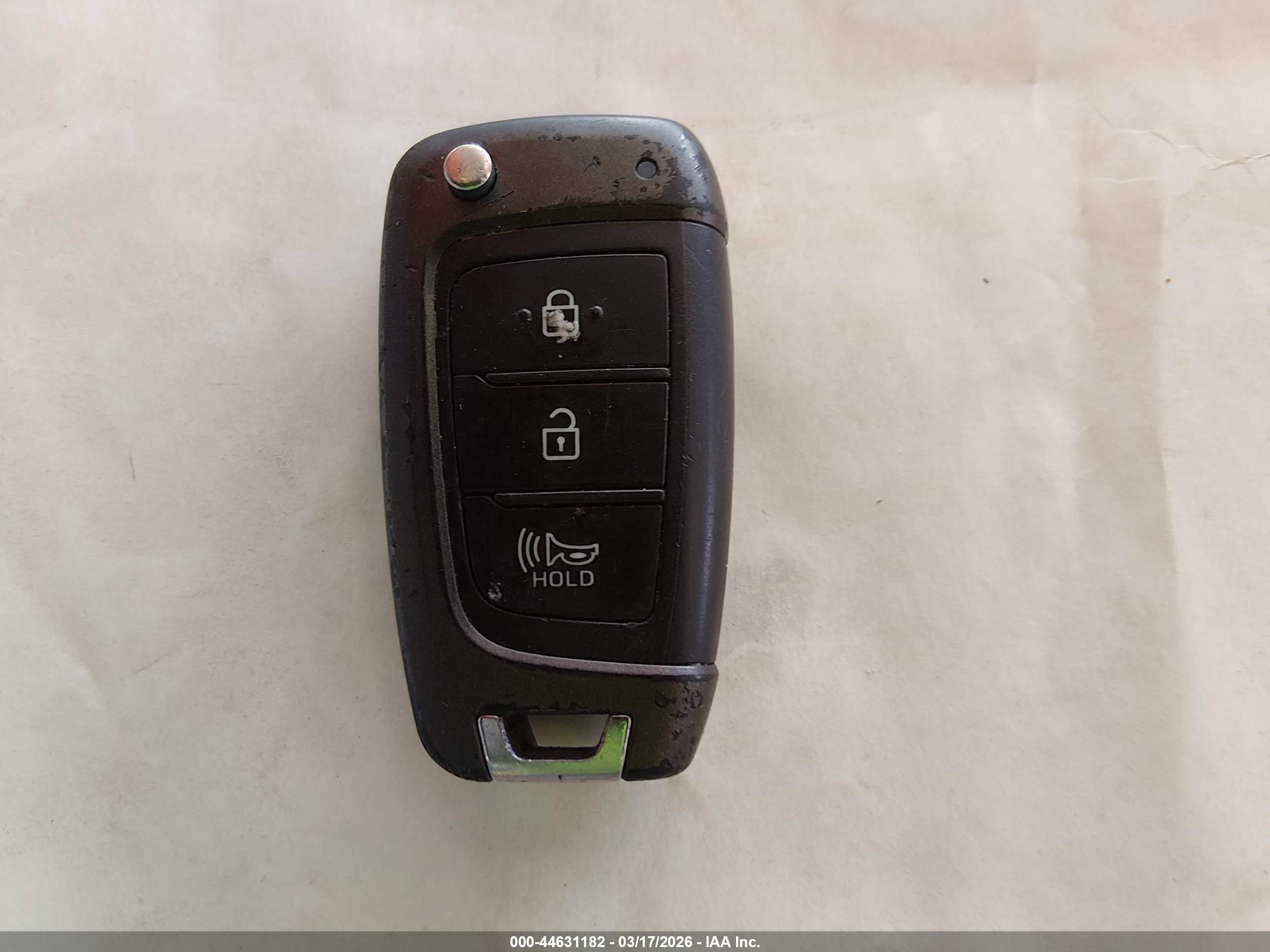 HYUNDAI SANTA image 11