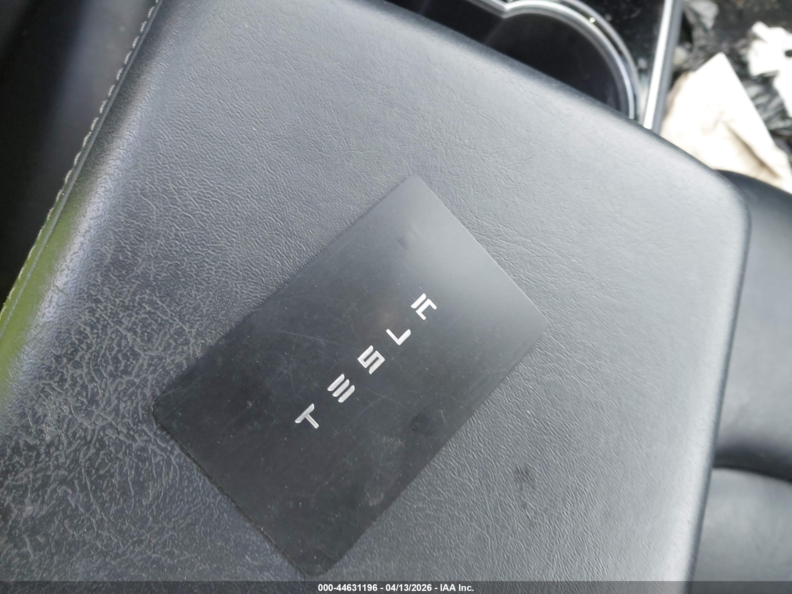 TESLA MODEL image 11