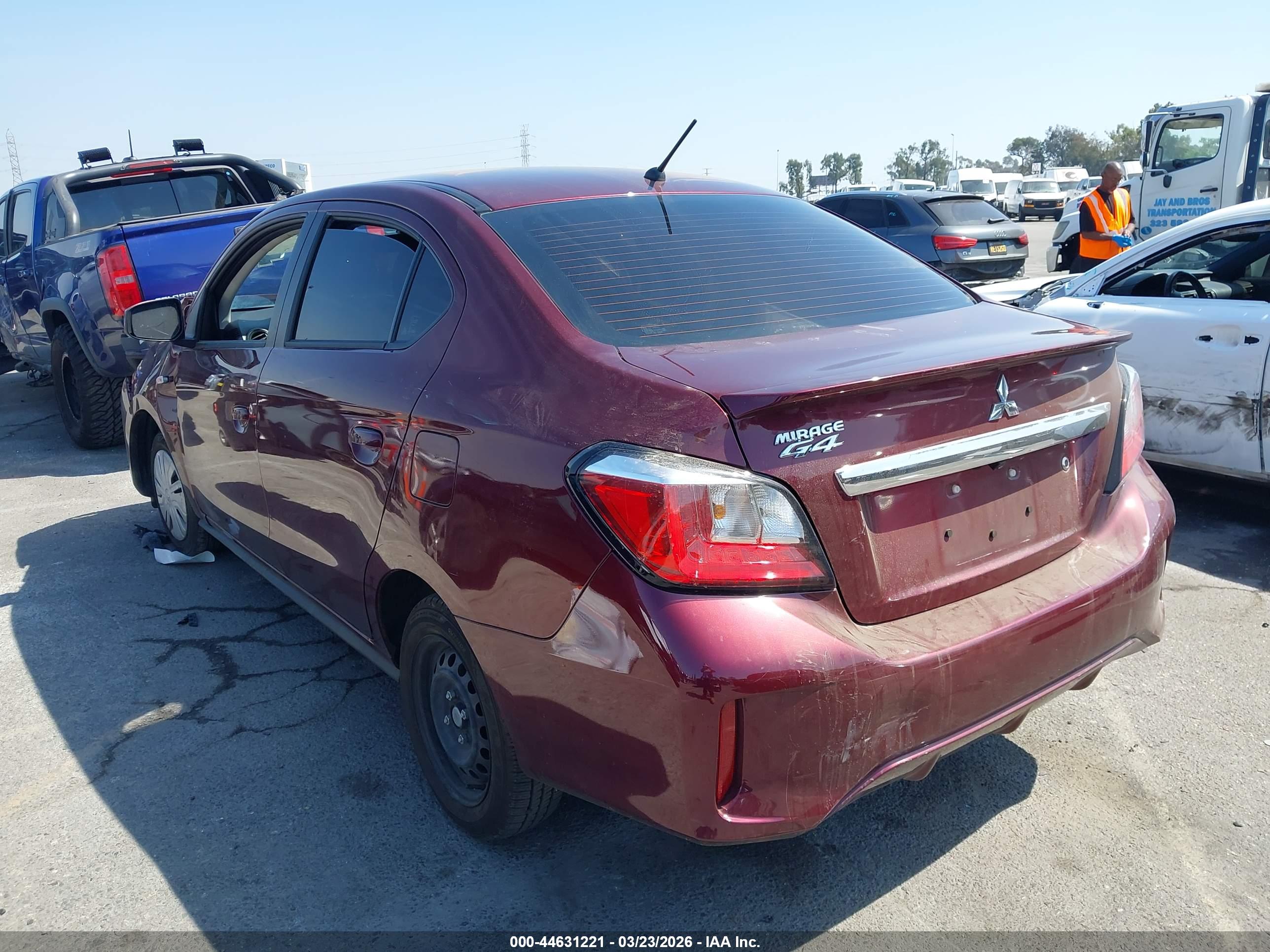 MITSUBISHI MIRAGE image 3