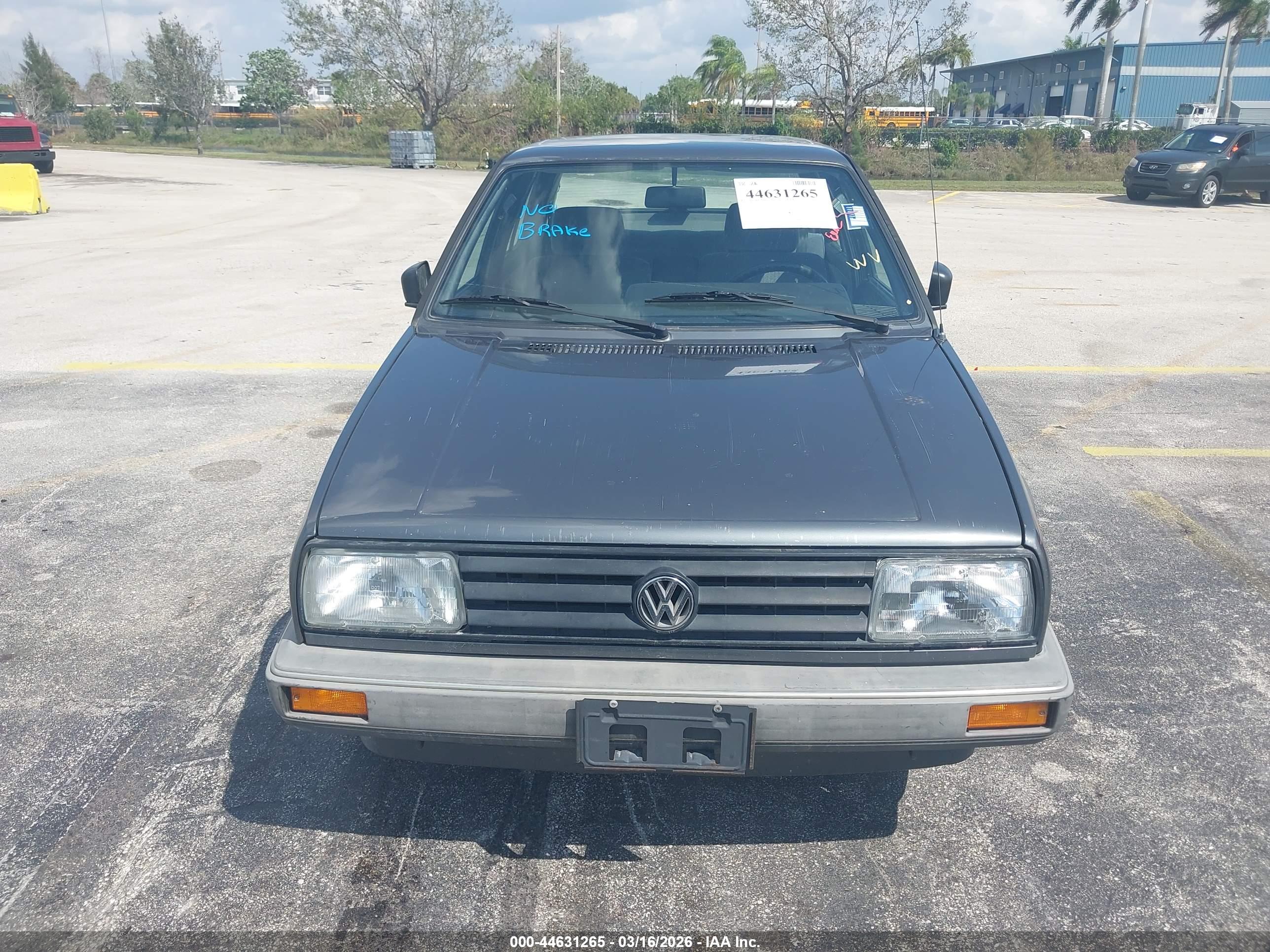 VOLKSWAGEN JETTA image 6