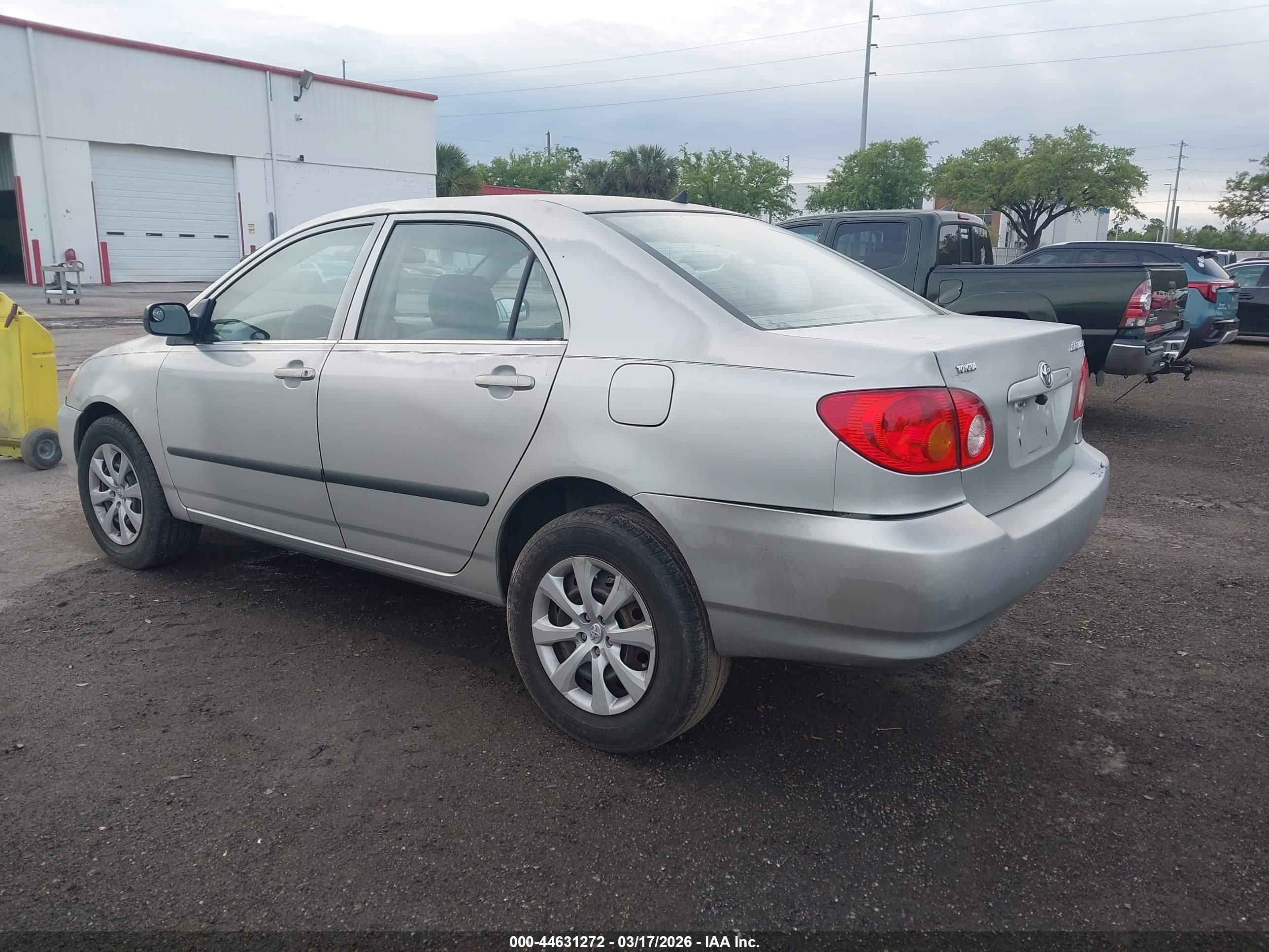 TOYOTA COROLLA image 3