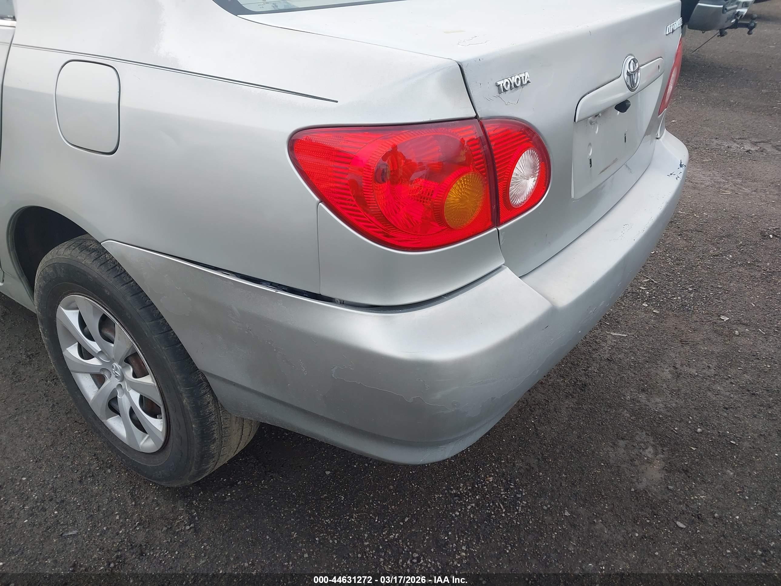 TOYOTA COROLLA image 6