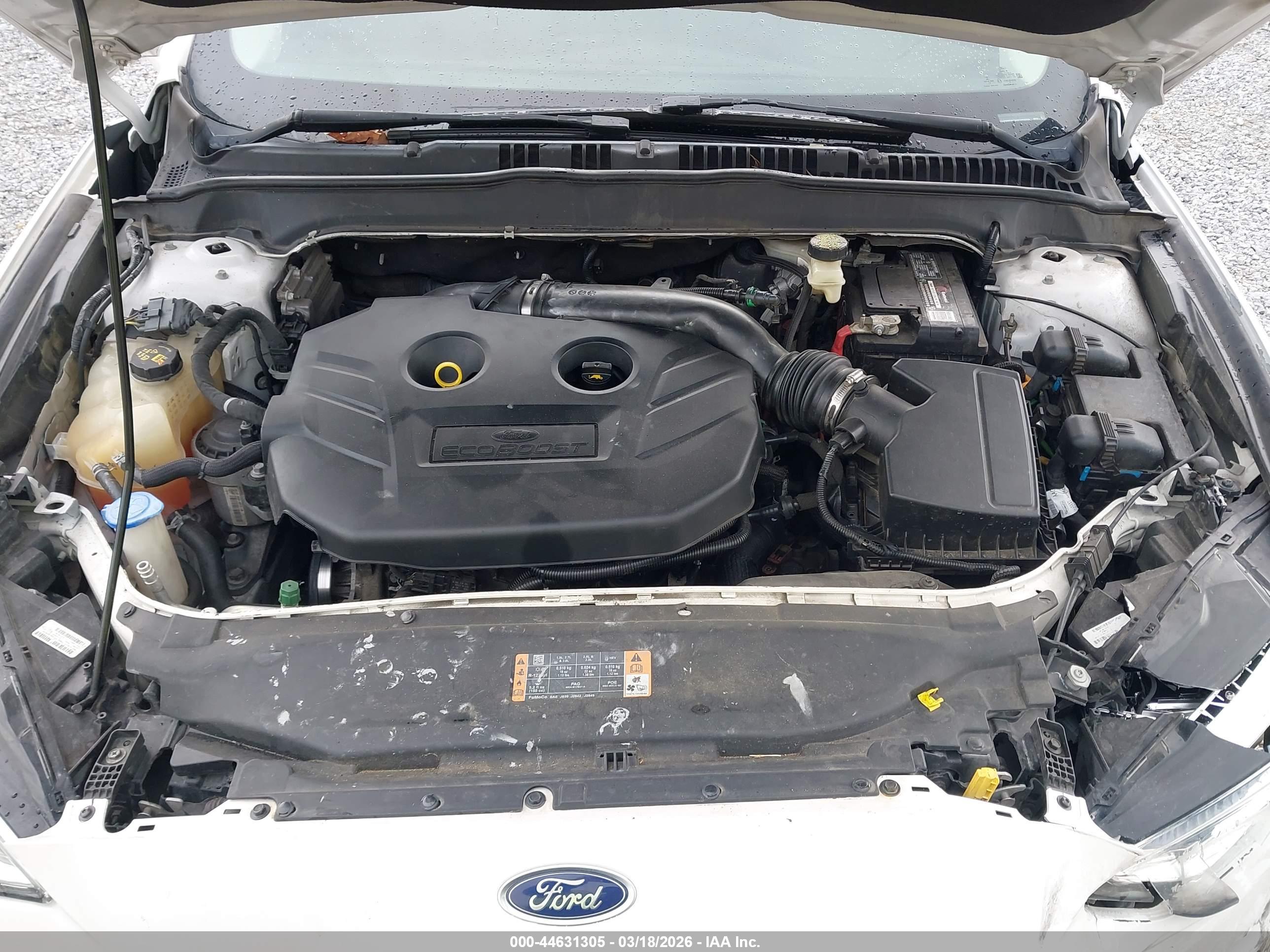 FORD FUSION image 10