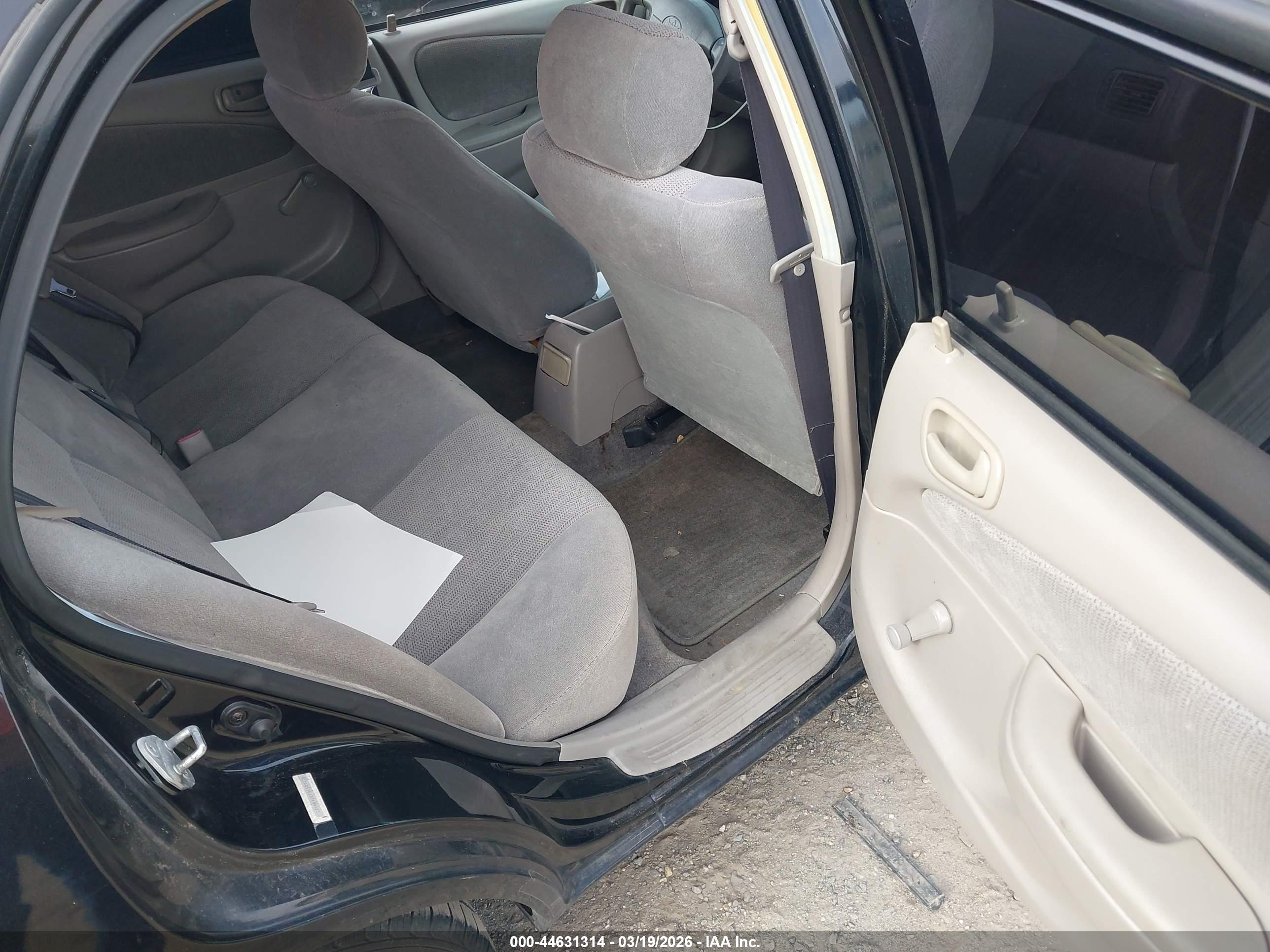 TOYOTA COROLLA image 8