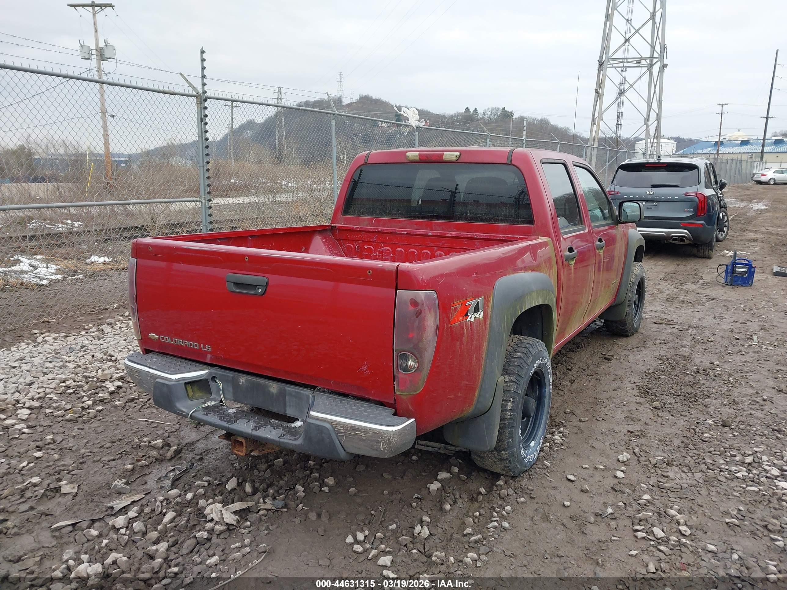 CHEVROLET COLORADO image 4